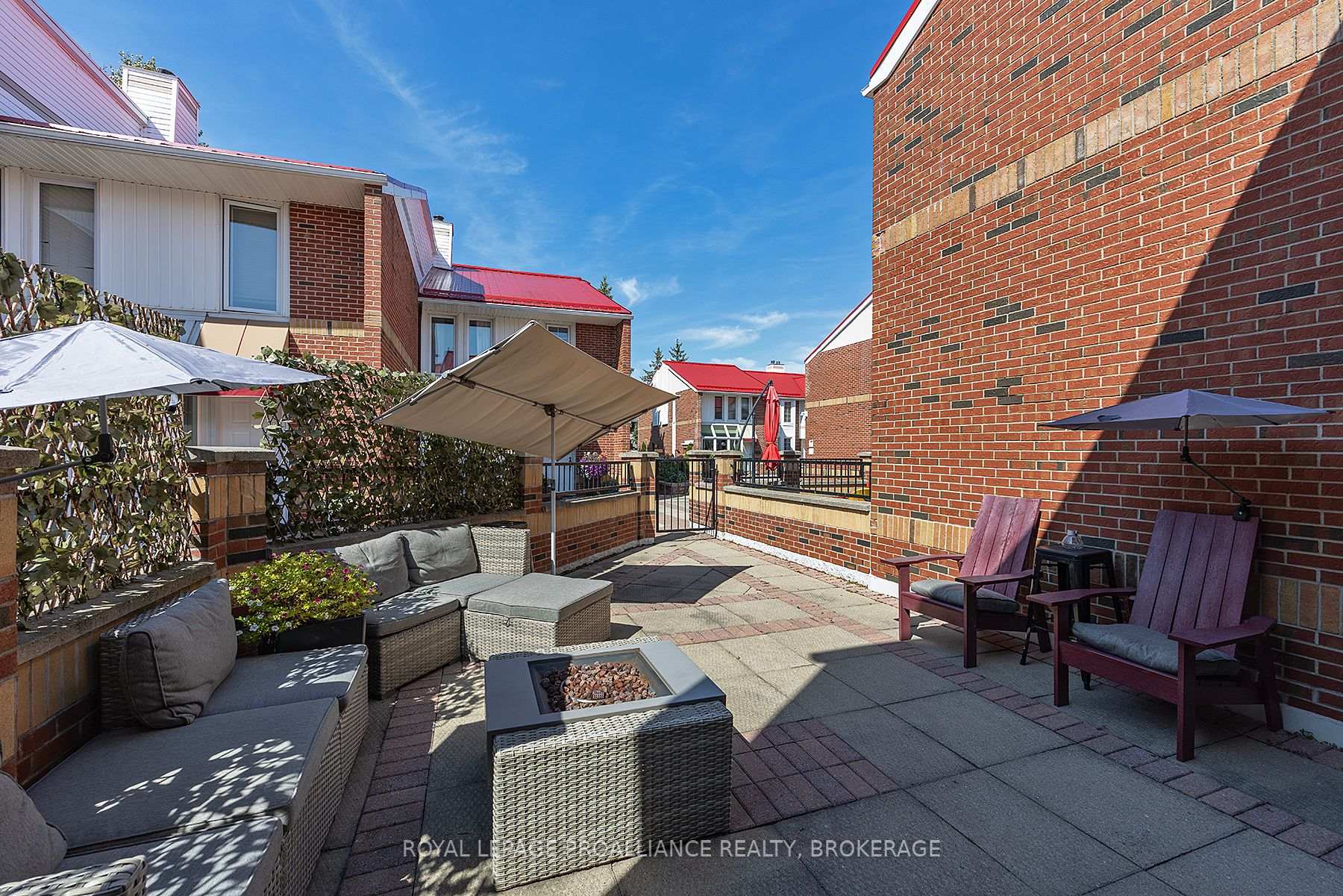 Photo 22 of Unit 55, 1 Place D'Armes, Kingston, East of Sir John A. Blvd — HOMEH