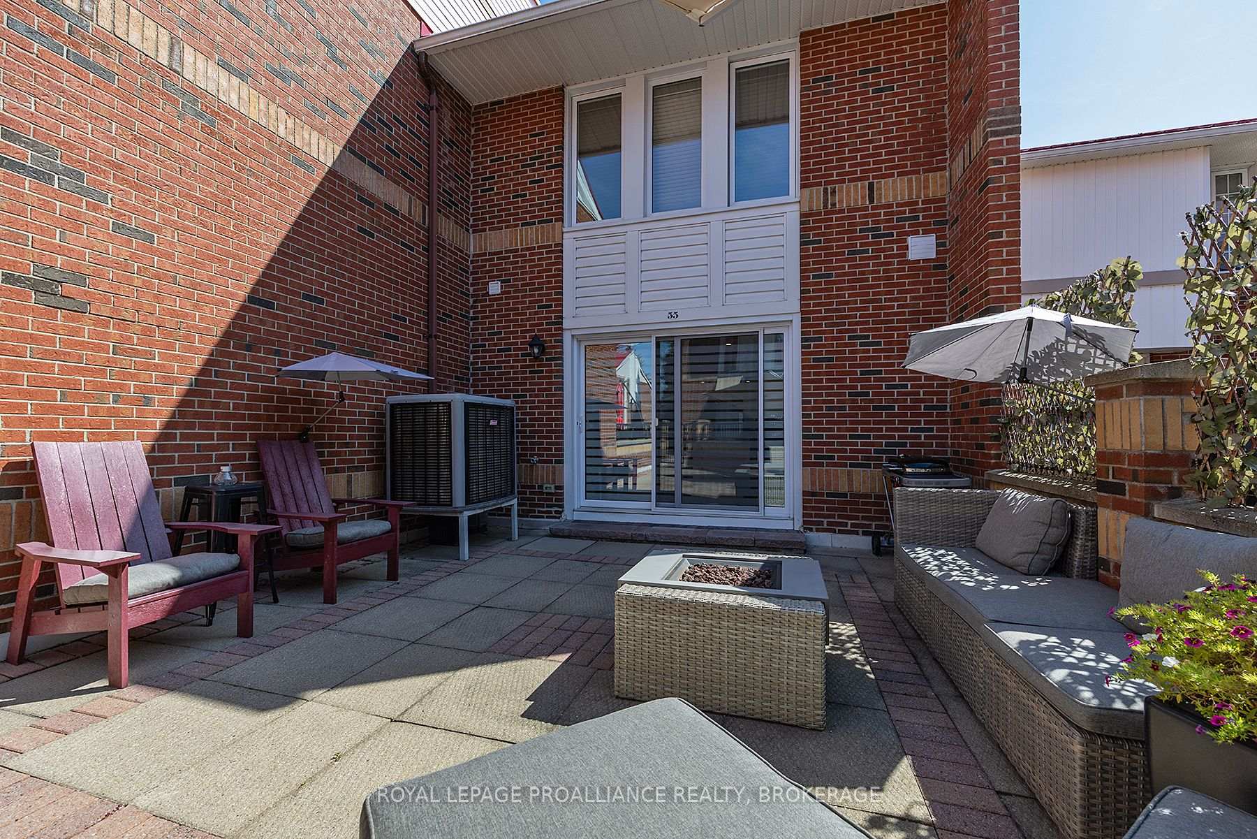 Photo 23 of Unit 55, 1 Place D'Armes, Kingston, East of Sir John A. Blvd — HOMEH