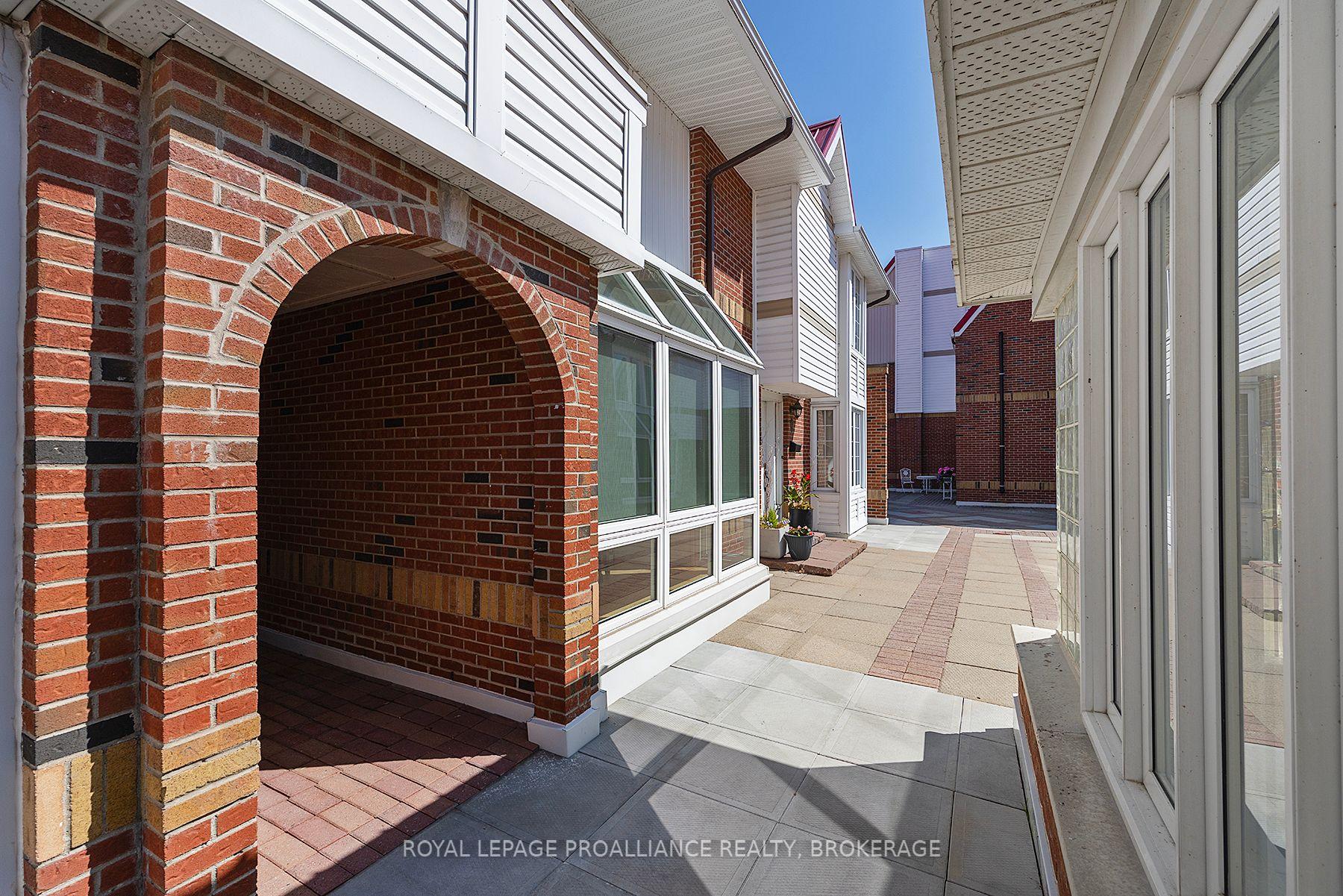 Photo 39 of Unit 55, 1 Place D'Armes, Kingston, East of Sir John A. Blvd — HOMEH