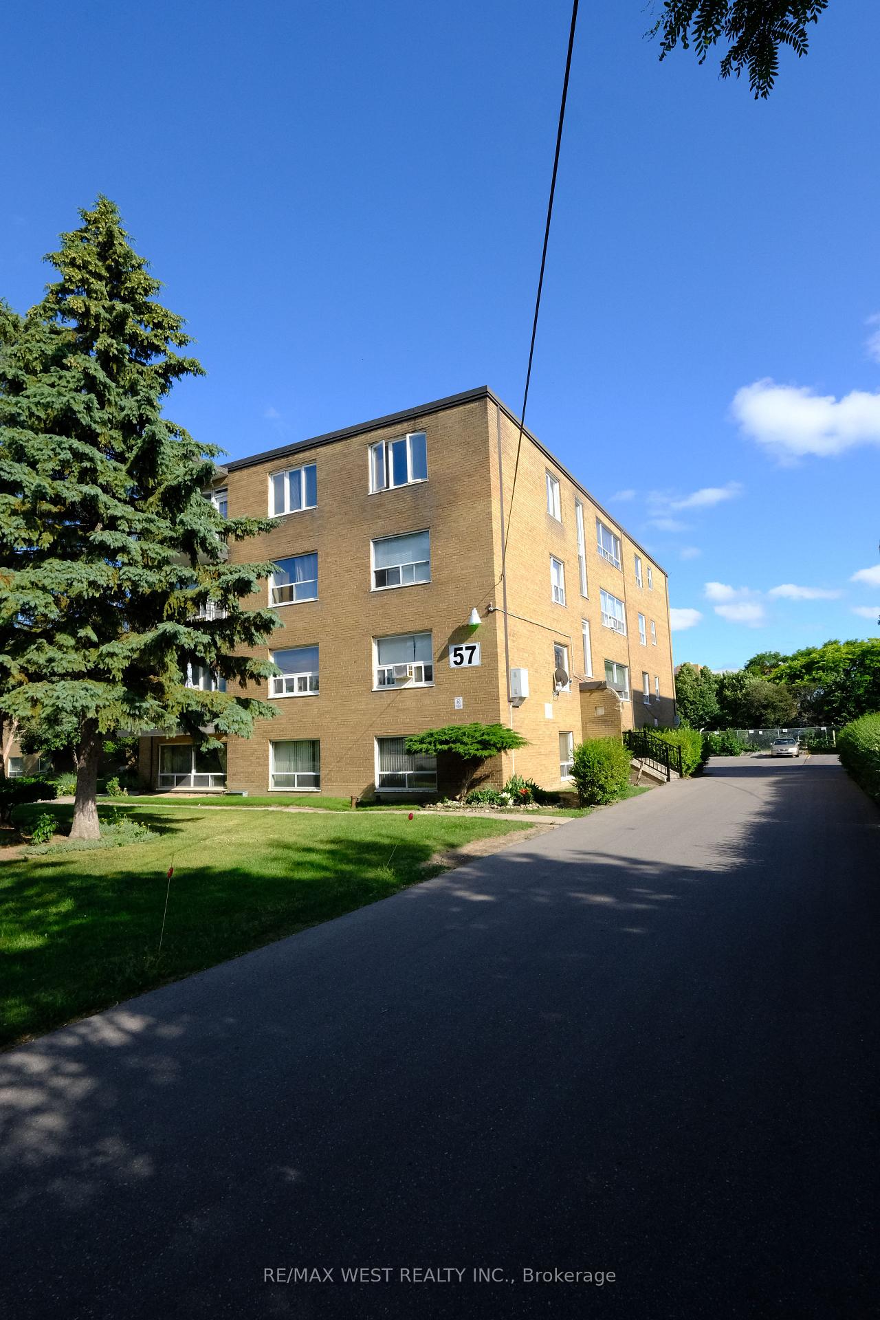 Photo 6 of Unit 302, 57 Neptune Drive, Toronto, Englemount-Lawrence — HOMEH