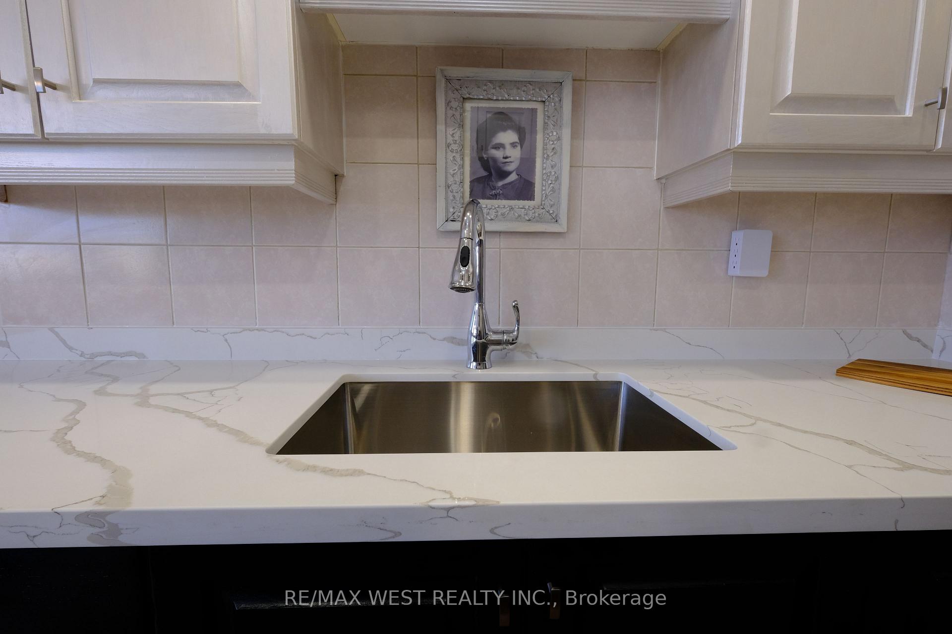 Photo 16 of Unit 302, 57 Neptune Drive, Toronto, Englemount-Lawrence — HOMEH
