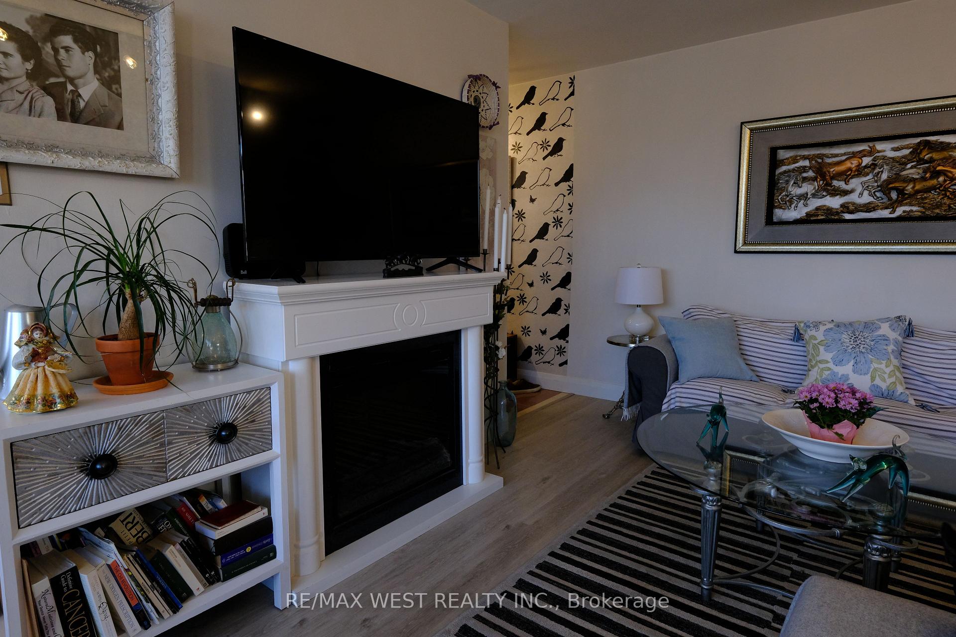 Photo 20 of Unit 302, 57 Neptune Drive, Toronto, Englemount-Lawrence — HOMEH