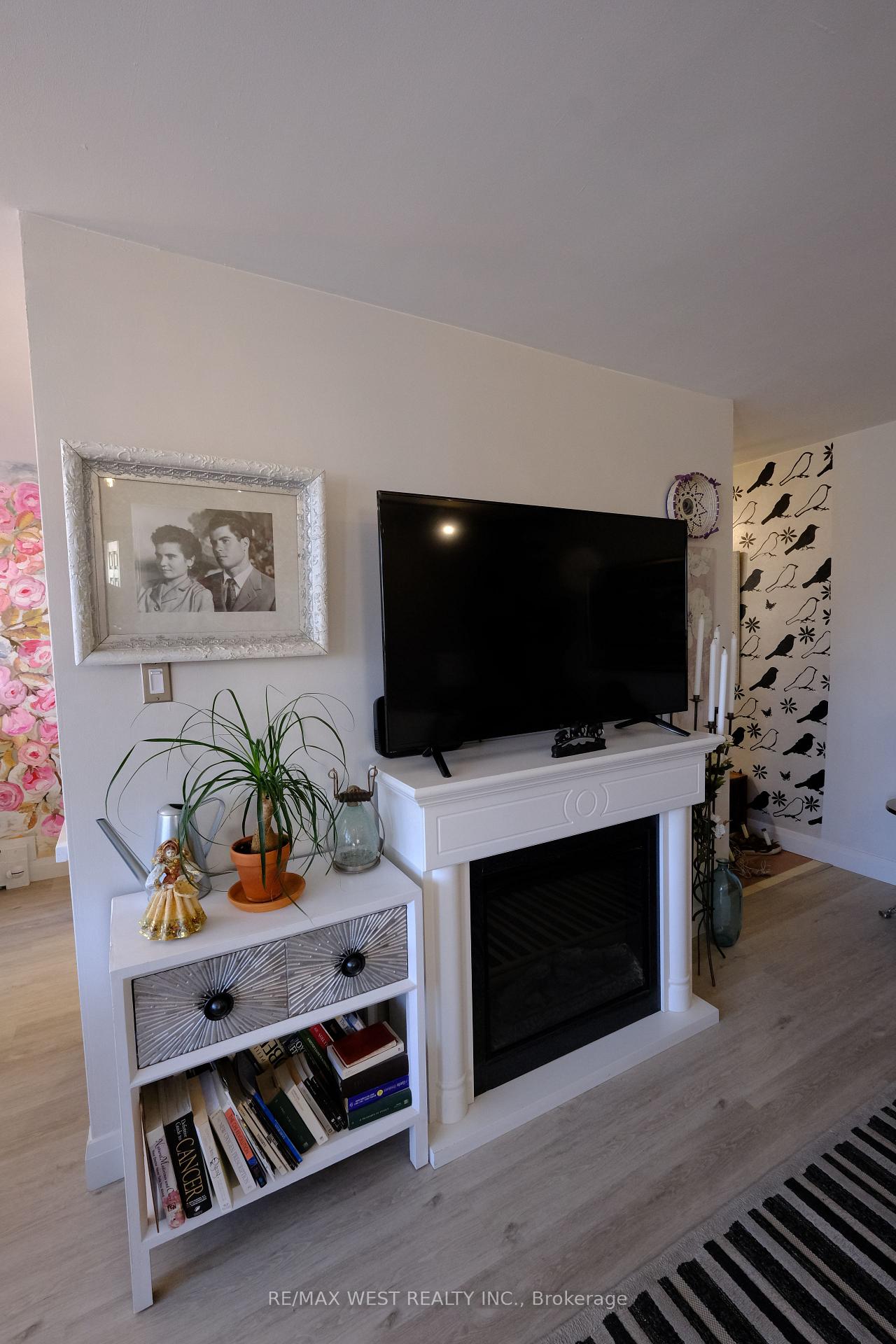 Photo 22 of Unit 302, 57 Neptune Drive, Toronto, Englemount-Lawrence — HOMEH
