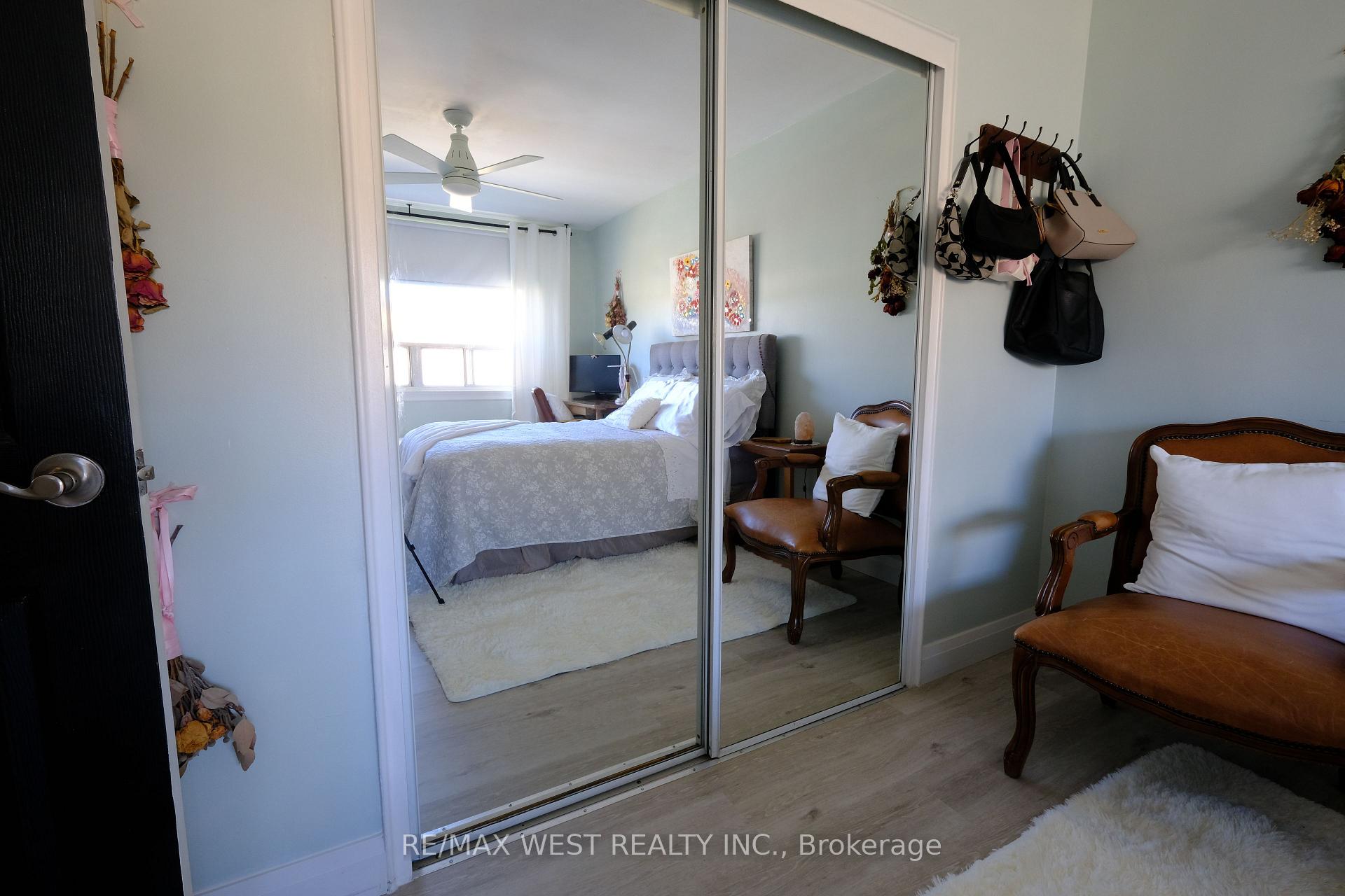 Photo 38 of Unit 302, 57 Neptune Drive, Toronto, Englemount-Lawrence — HOMEH