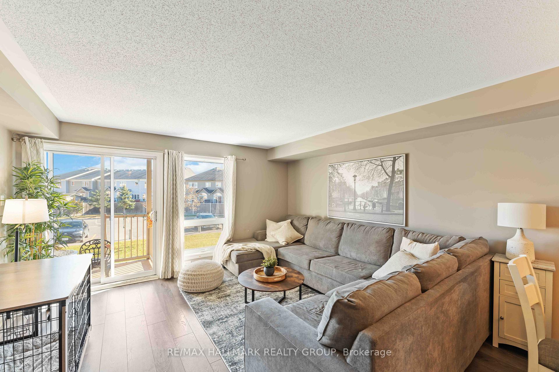 Photo 11 of 792 Lakeridge Drive, Ottawa, Avalon East — HOMEH