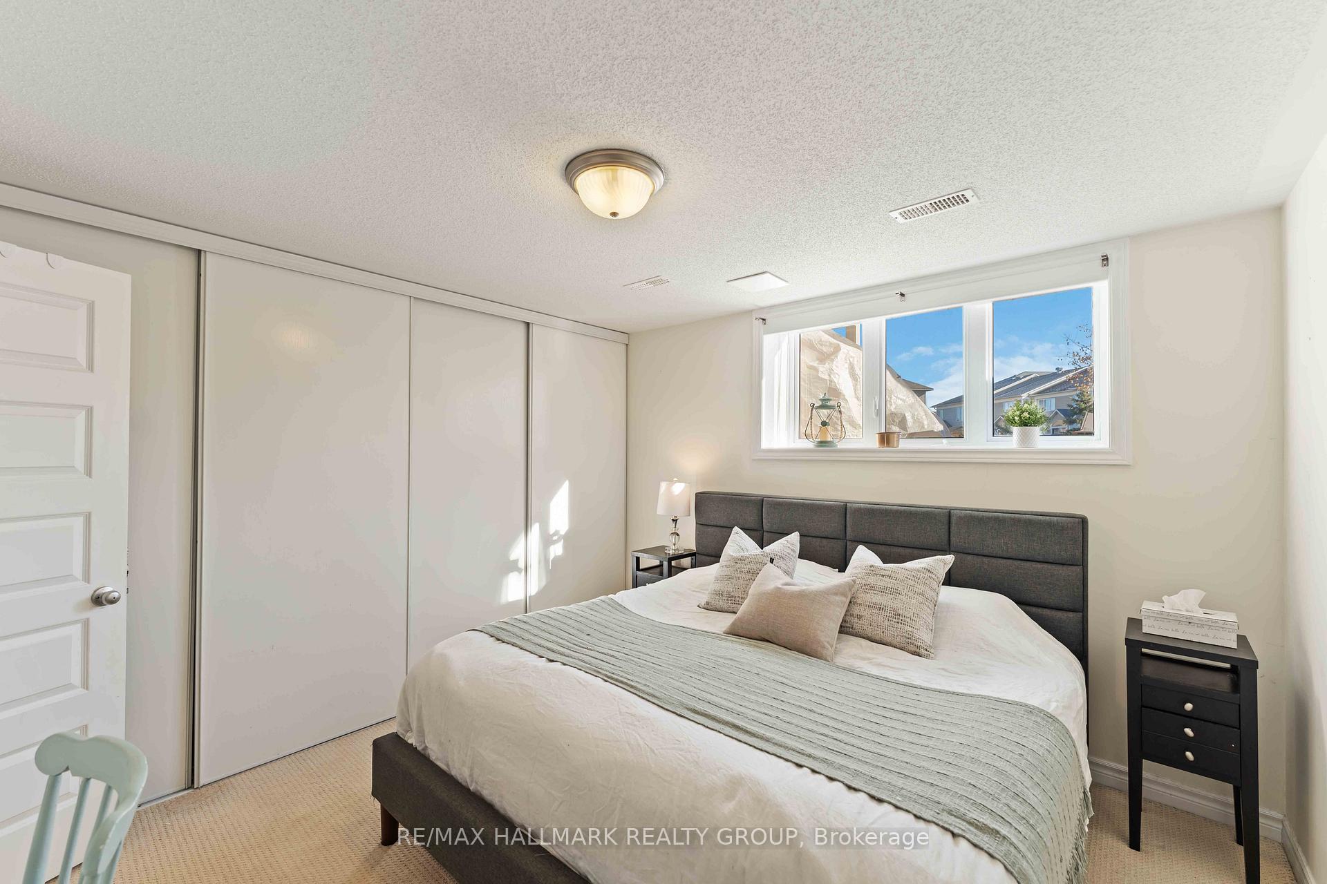 Photo 15 of 792 Lakeridge Drive, Ottawa, Avalon East — HOMEH