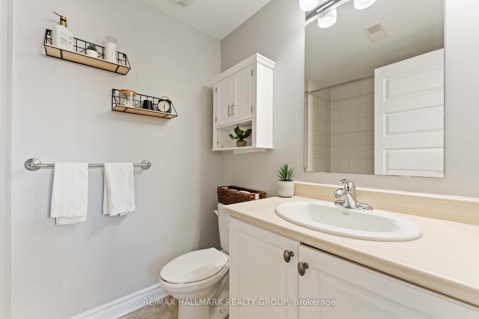 Photo 17 of 792 Lakeridge Drive, Ottawa, Avalon East — HOMEH