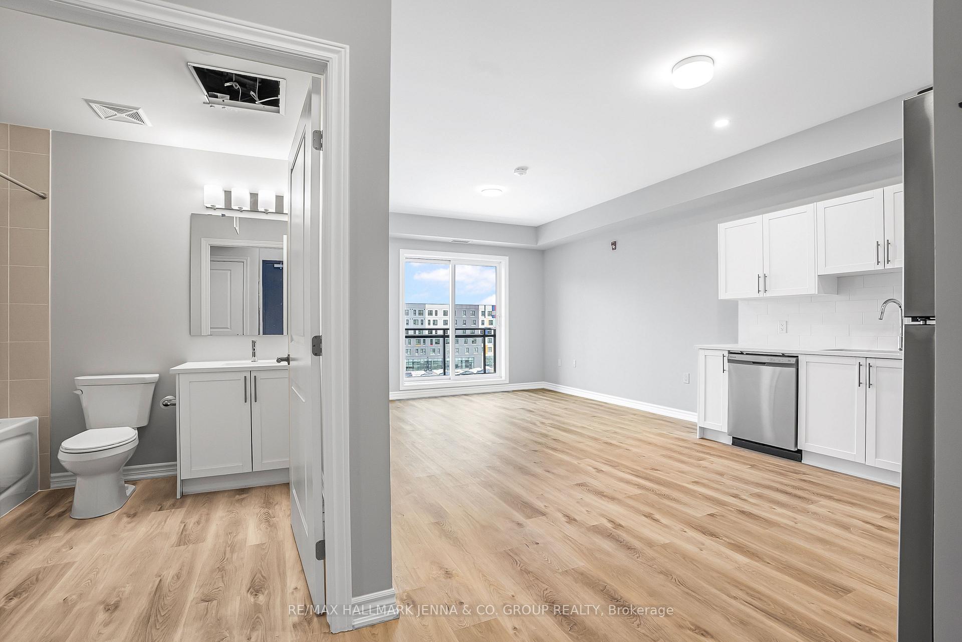 Photo 3 of Unit 510, 397 Codds Road, Ottawa, CFB Rockcliffe and Area — HOMEH