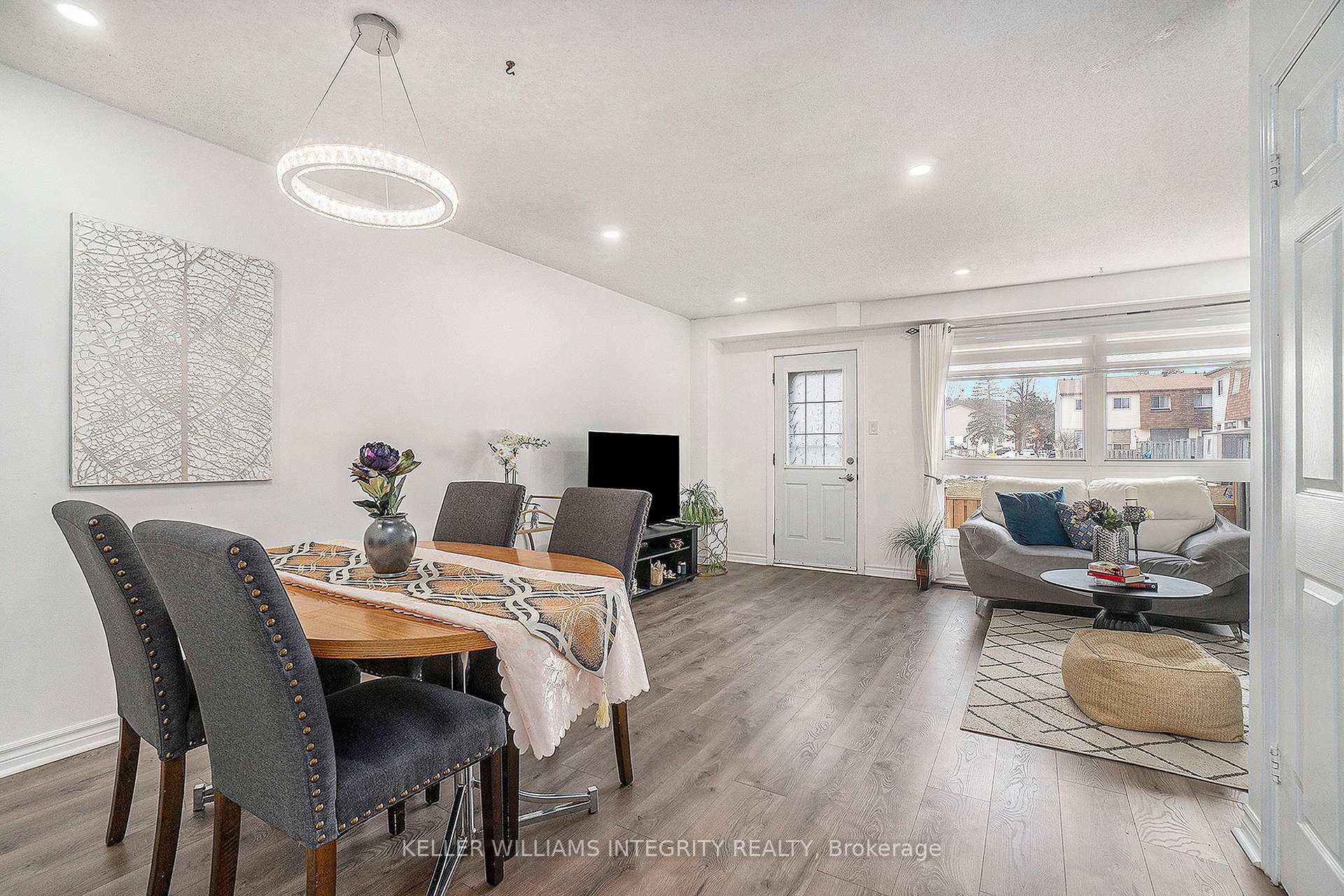 Photo 3 of Unit A, 85 Seyton Drive, Ottawa, Westcliffe Estates — HOMEH