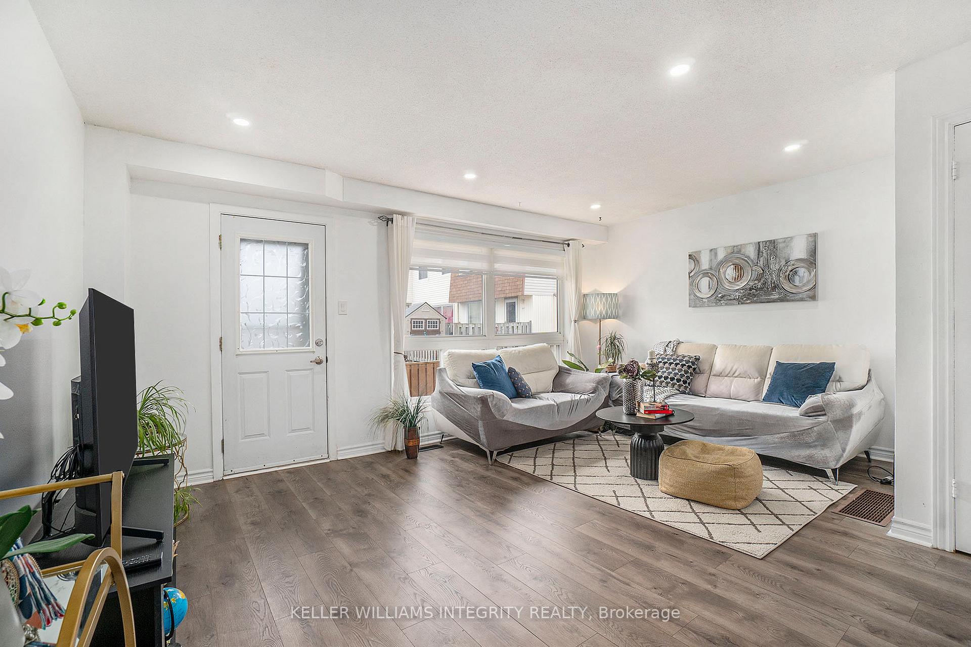 Photo 7 of Unit A, 85 Seyton Drive, Ottawa, Westcliffe Estates — HOMEH