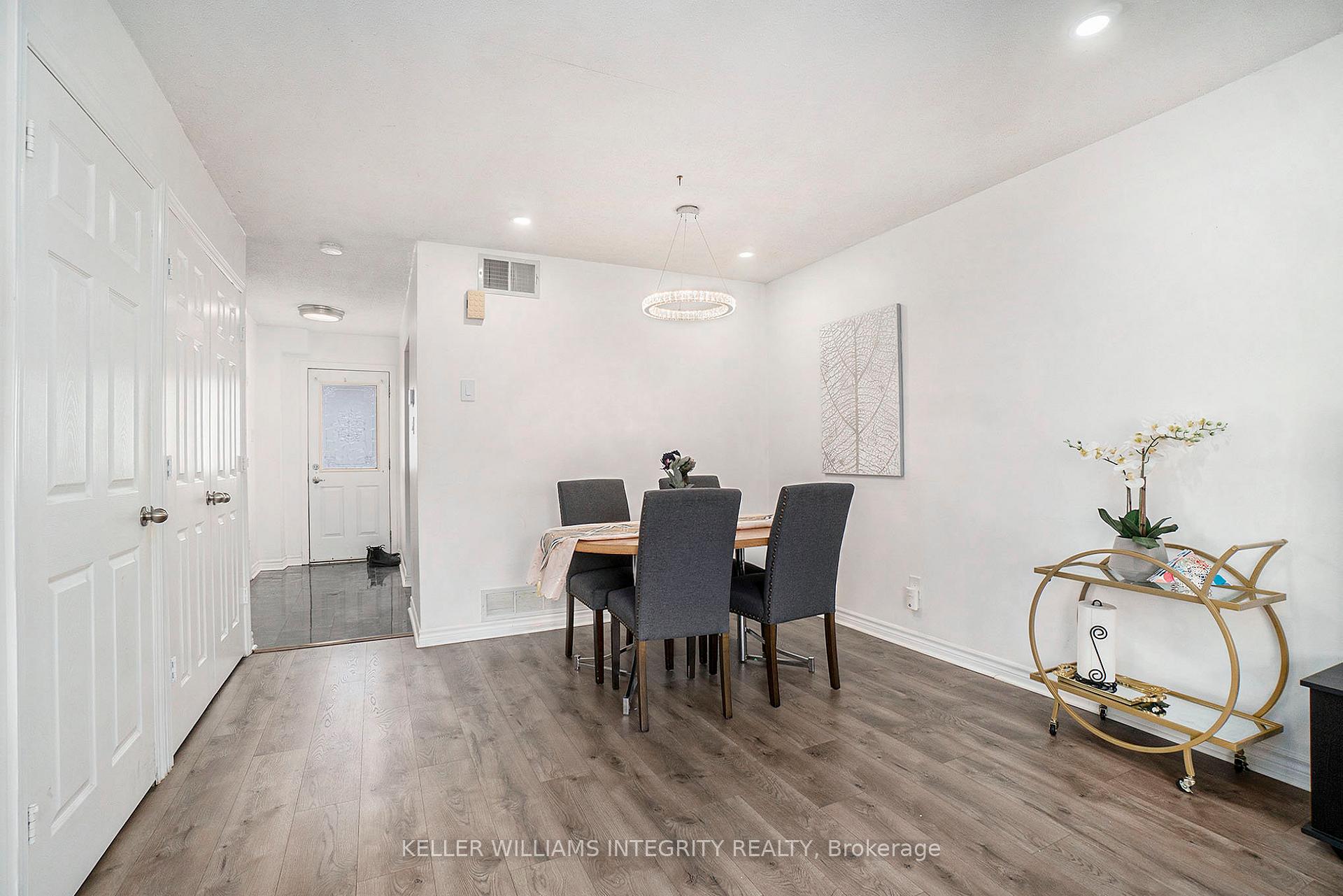 Photo 12 of Unit A, 85 Seyton Drive, Ottawa, Westcliffe Estates — HOMEH