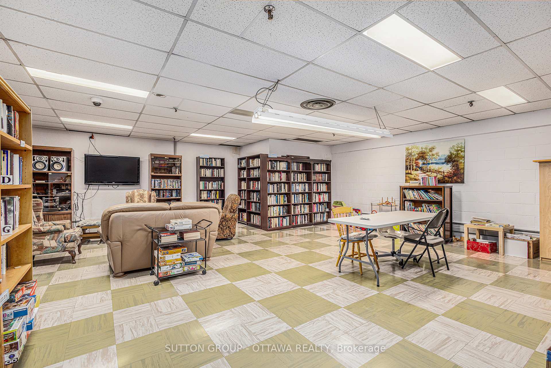 Photo 19 of Unit 601, 665 Bathgate Drive, Ottawa, Carson Meadows — HOMEH