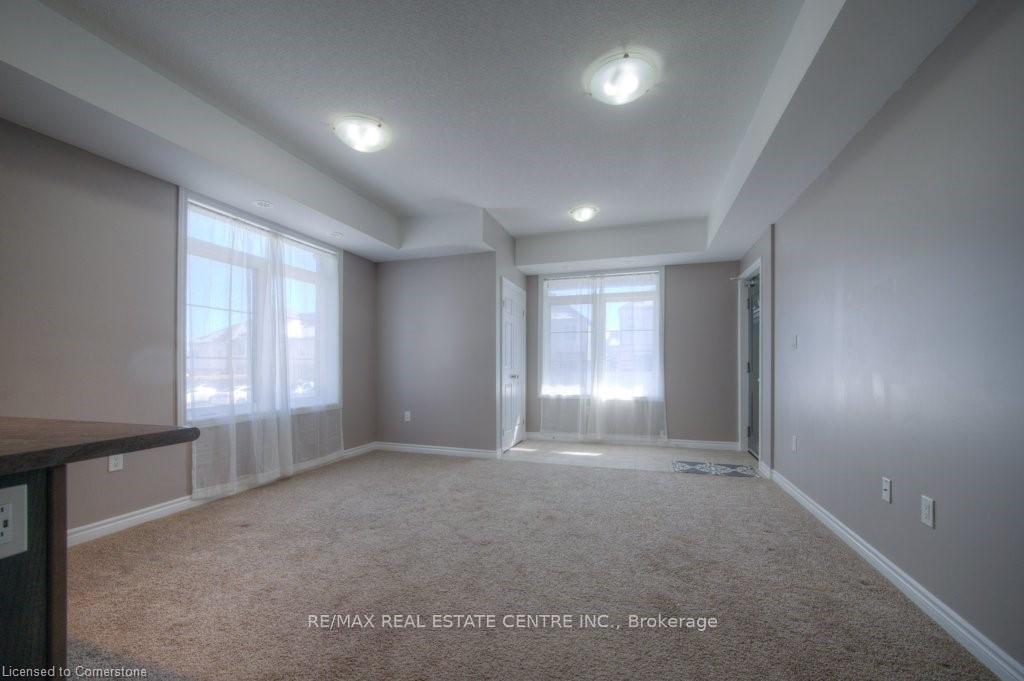Photo 8 of 72 Wheat Lane, Kitchener — HOMEH