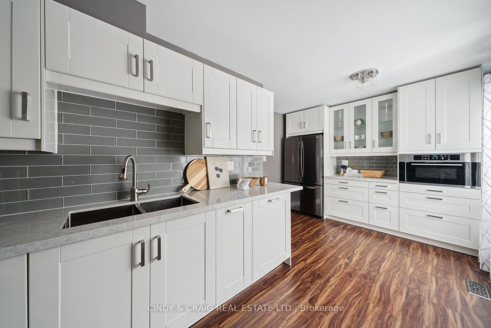 Photo 6 of Unit 38, 1133 Ritson Road, Oshawa, Centennial — HOMEH