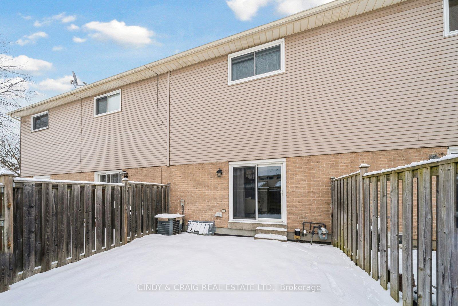 Photo 11 of Unit 38, 1133 Ritson Road, Oshawa, Centennial — HOMEH