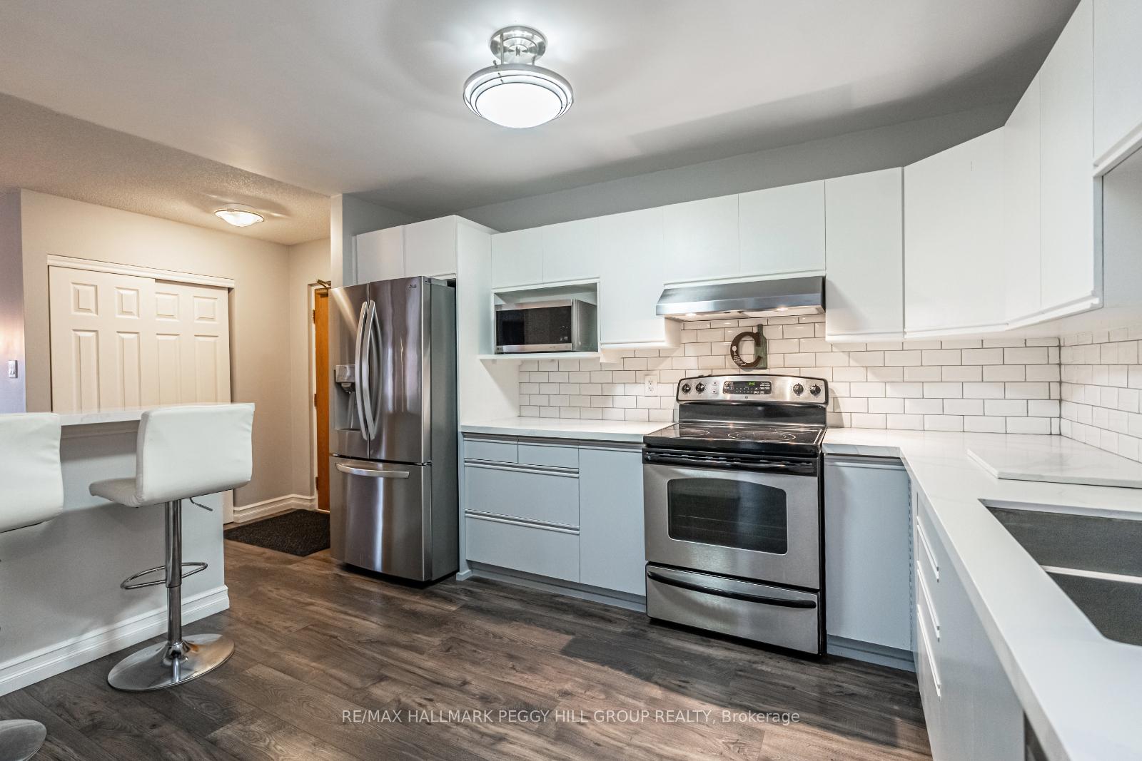 Photo 27 of Unit 303, 131 Clapperton Street, Barrie, Wellington — HOMEH
