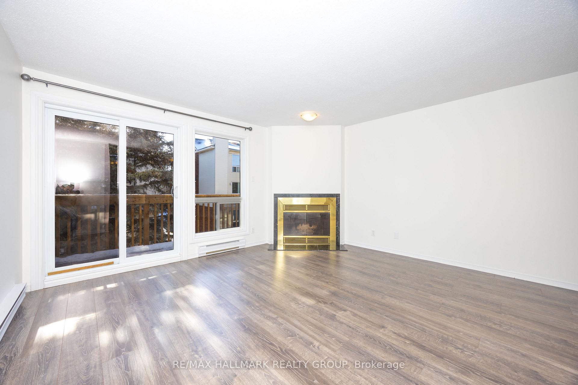 Photo 10 of Unit 34, 219 Briston Private, Ottawa, Hunt Club Park — HOMEH