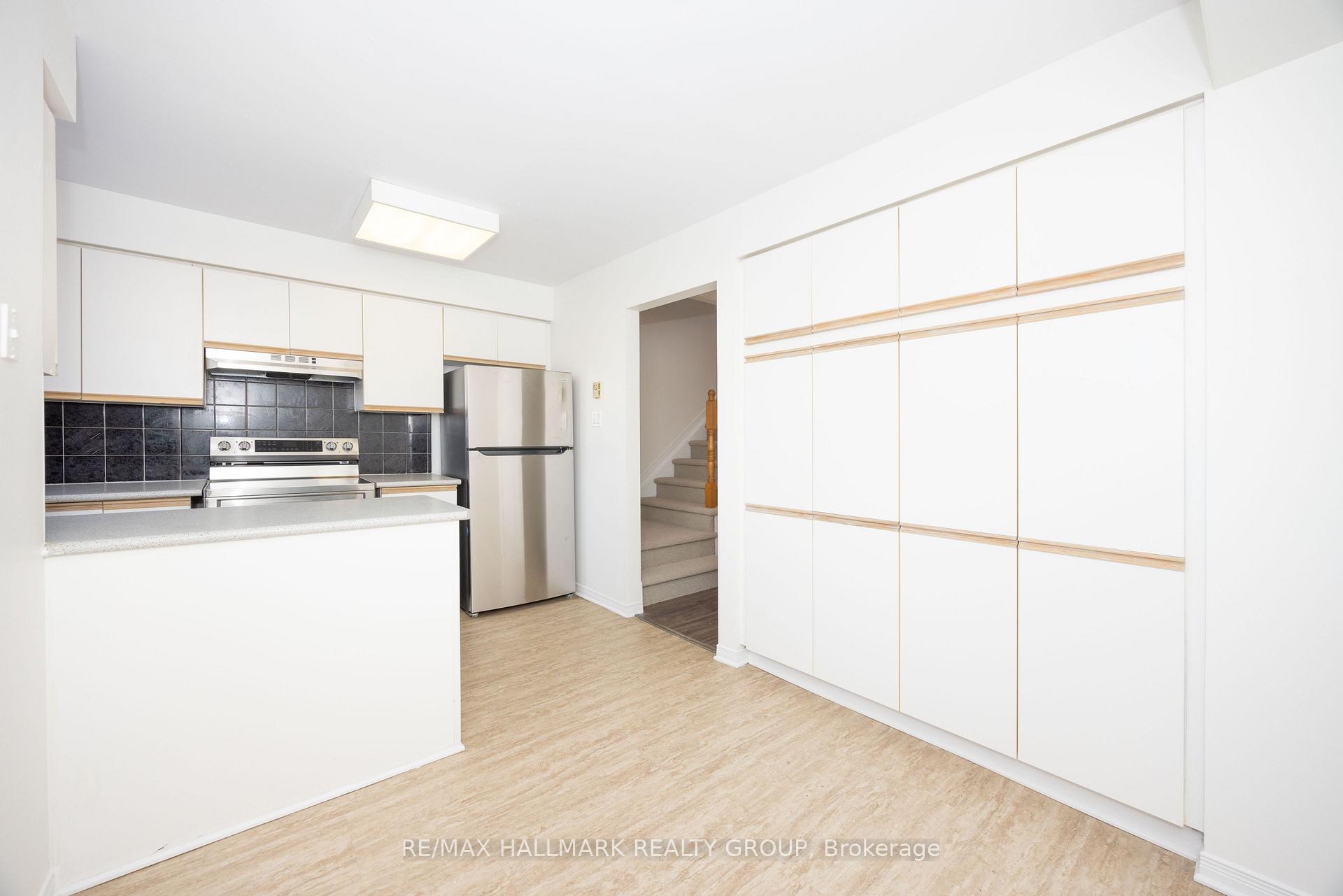 Photo 20 of Unit 34, 219 Briston Private, Ottawa, Hunt Club Park — HOMEH