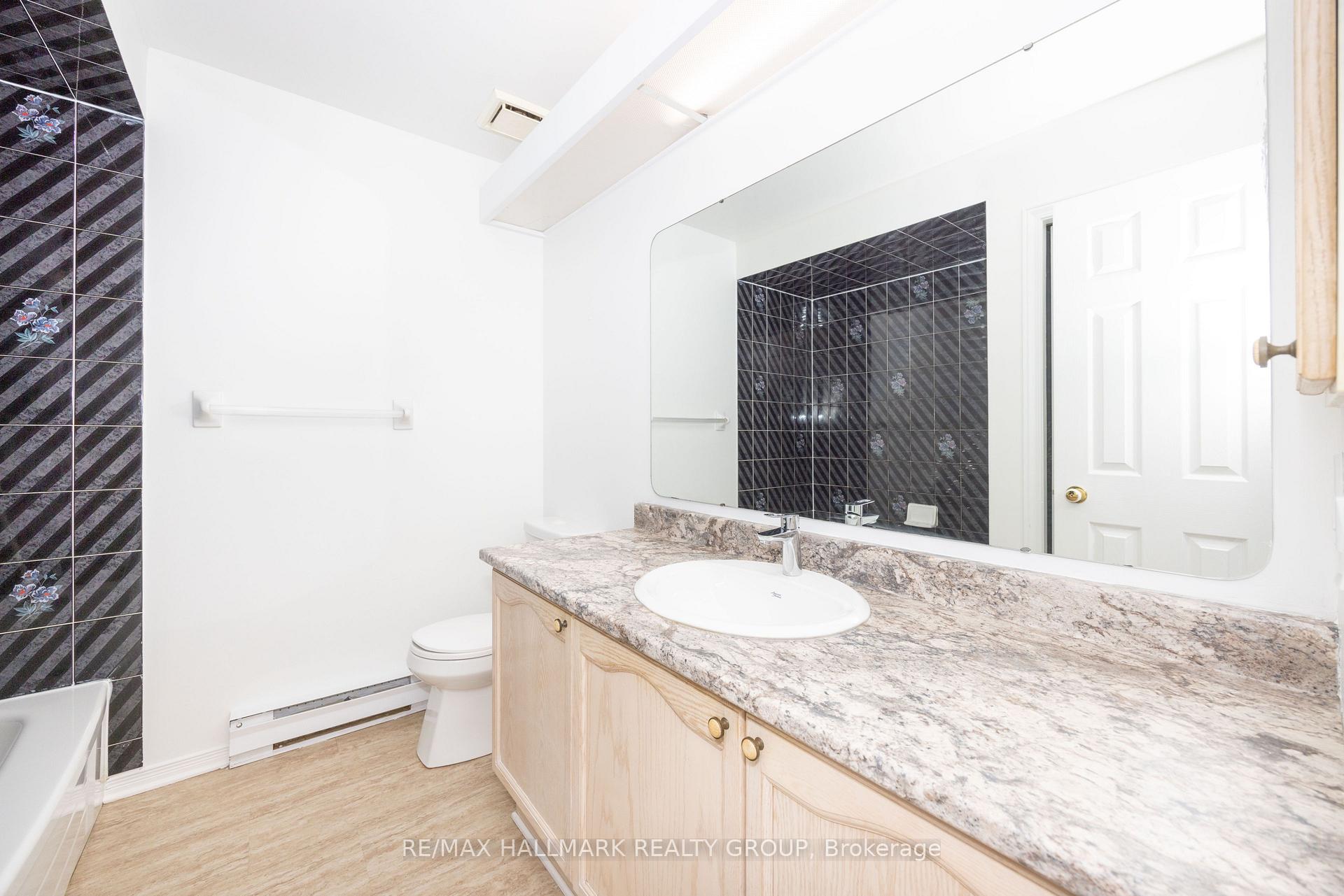 Photo 33 of Unit 34, 219 Briston Private, Ottawa, Hunt Club Park — HOMEH