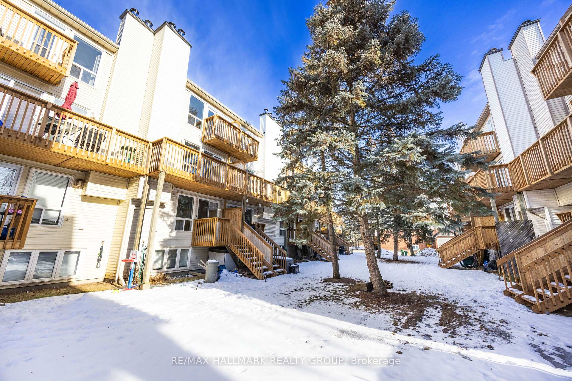 Photo 35 of Unit 34, 219 Briston Private, Ottawa, Hunt Club Park — HOMEH