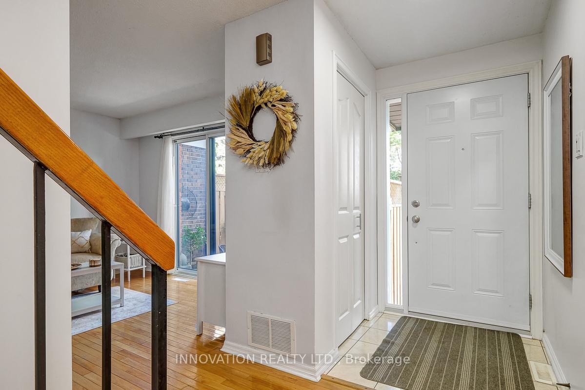 Photo 4 of 1645 Du Sommet Place, Ottawa, Chateauneuf — HOMEH