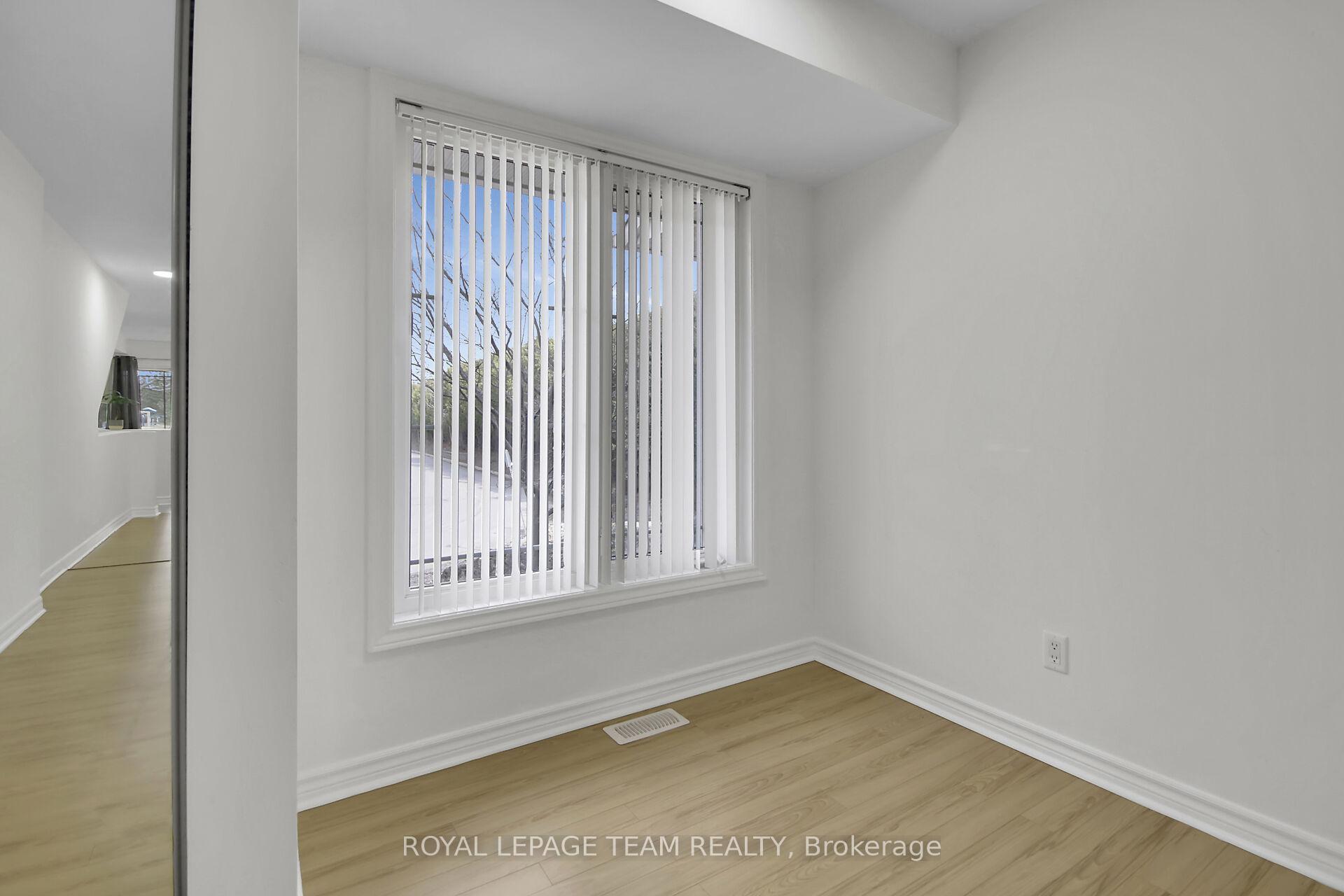 Photo 5 of Unit 15, 203 Paseo Private, Ottawa, Centrepointe — HOMEH