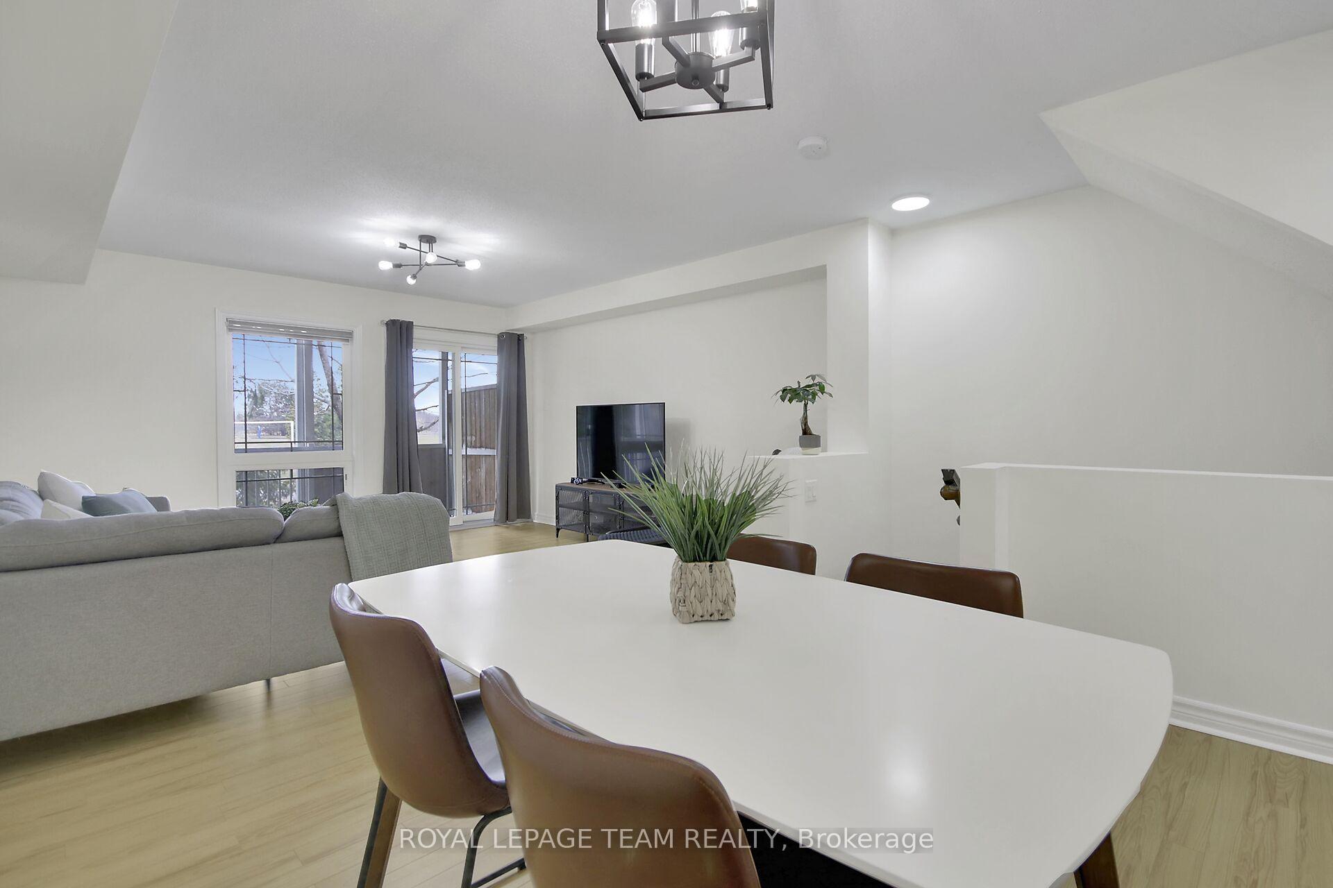Photo 16 of Unit 15, 203 Paseo Private, Ottawa, Centrepointe — HOMEH