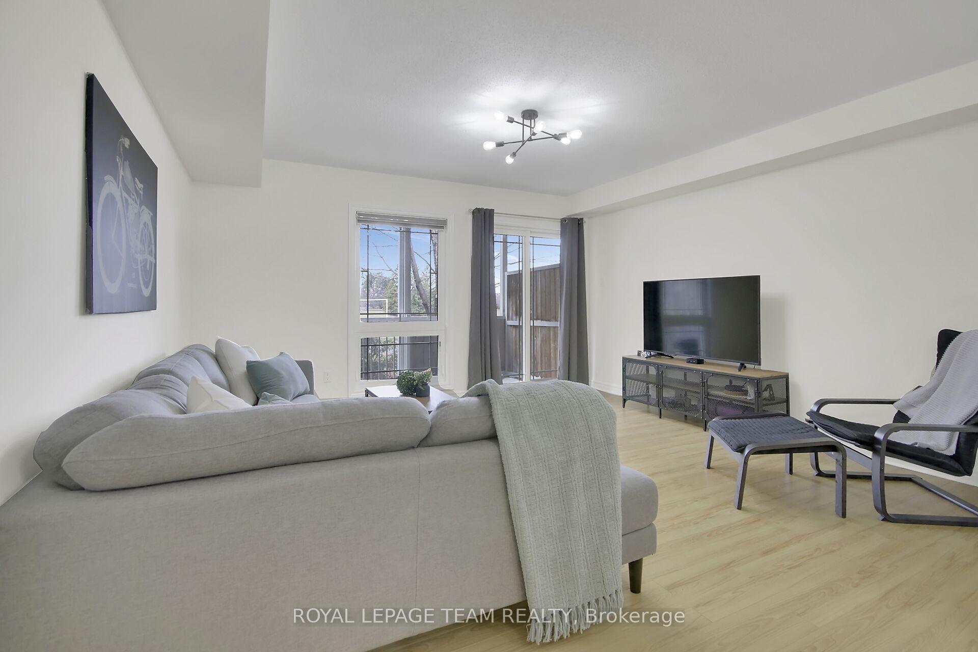 Photo 18 of Unit 15, 203 Paseo Private, Ottawa, Centrepointe — HOMEH