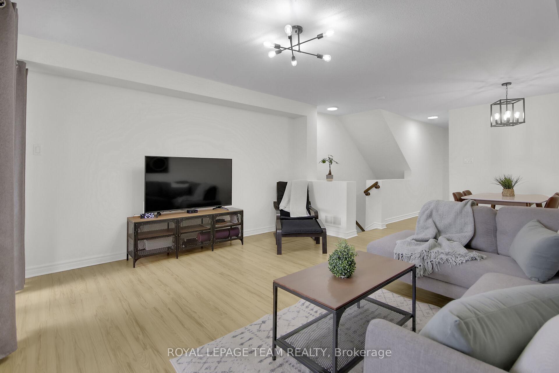 Photo 24 of Unit 15, 203 Paseo Private, Ottawa, Centrepointe — HOMEH