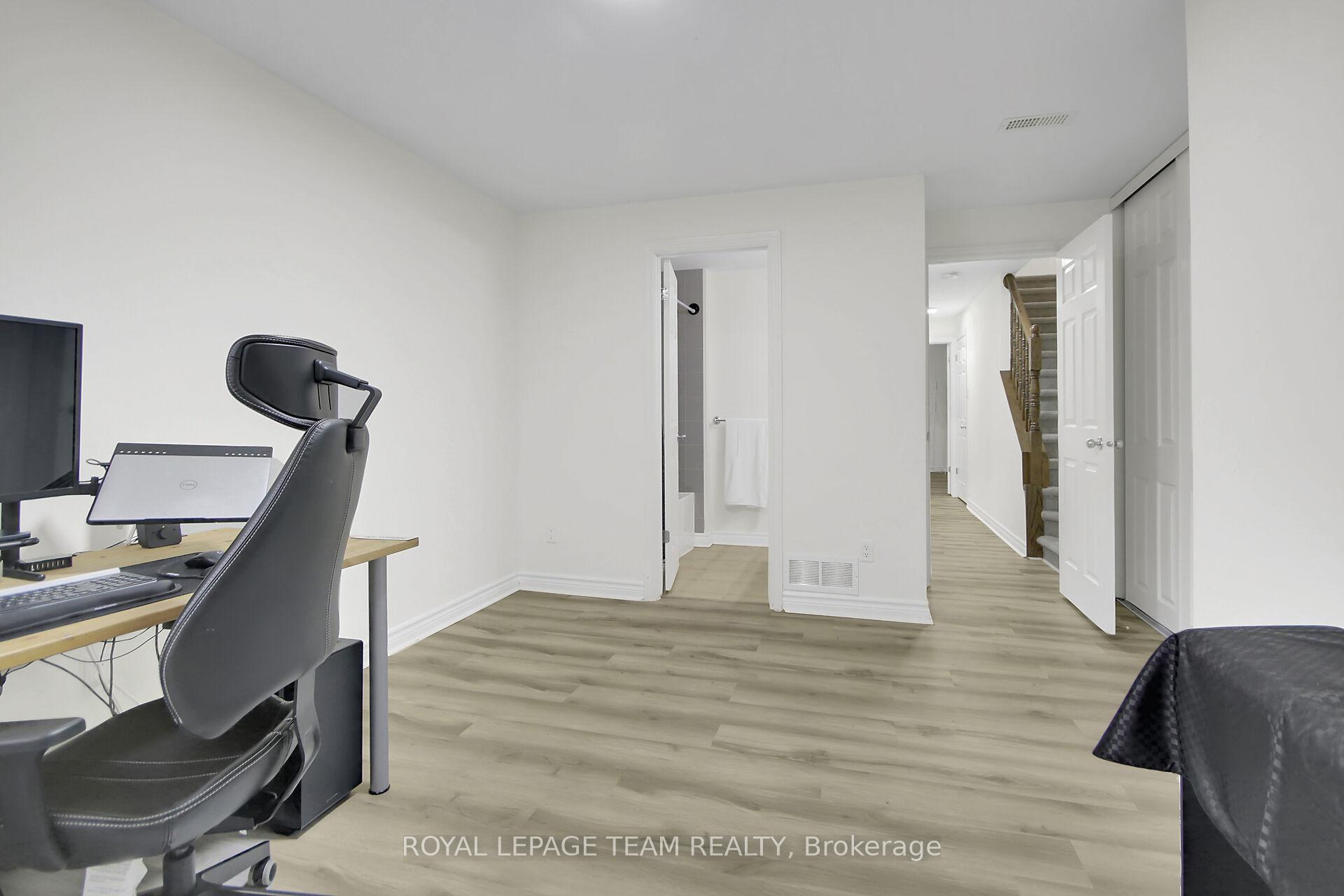 Photo 30 of Unit 15, 203 Paseo Private, Ottawa, Centrepointe — HOMEH