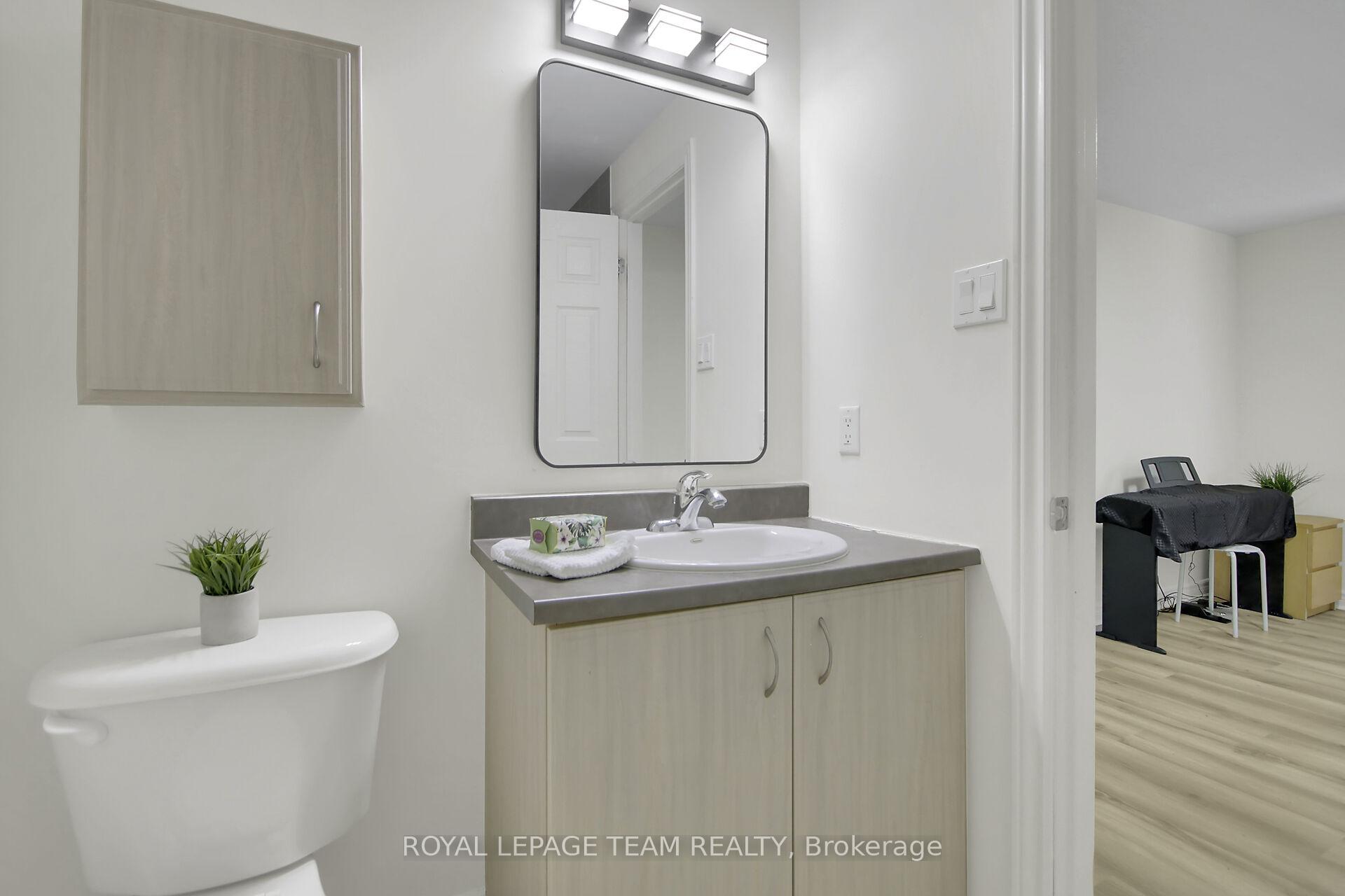 Photo 31 of Unit 15, 203 Paseo Private, Ottawa, Centrepointe — HOMEH