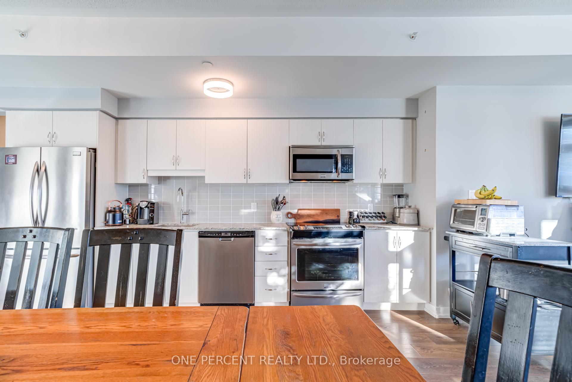 Photo 12 of Unit 112, 69 Boyne Street, New Tecumseth, Alliston — HOMEH