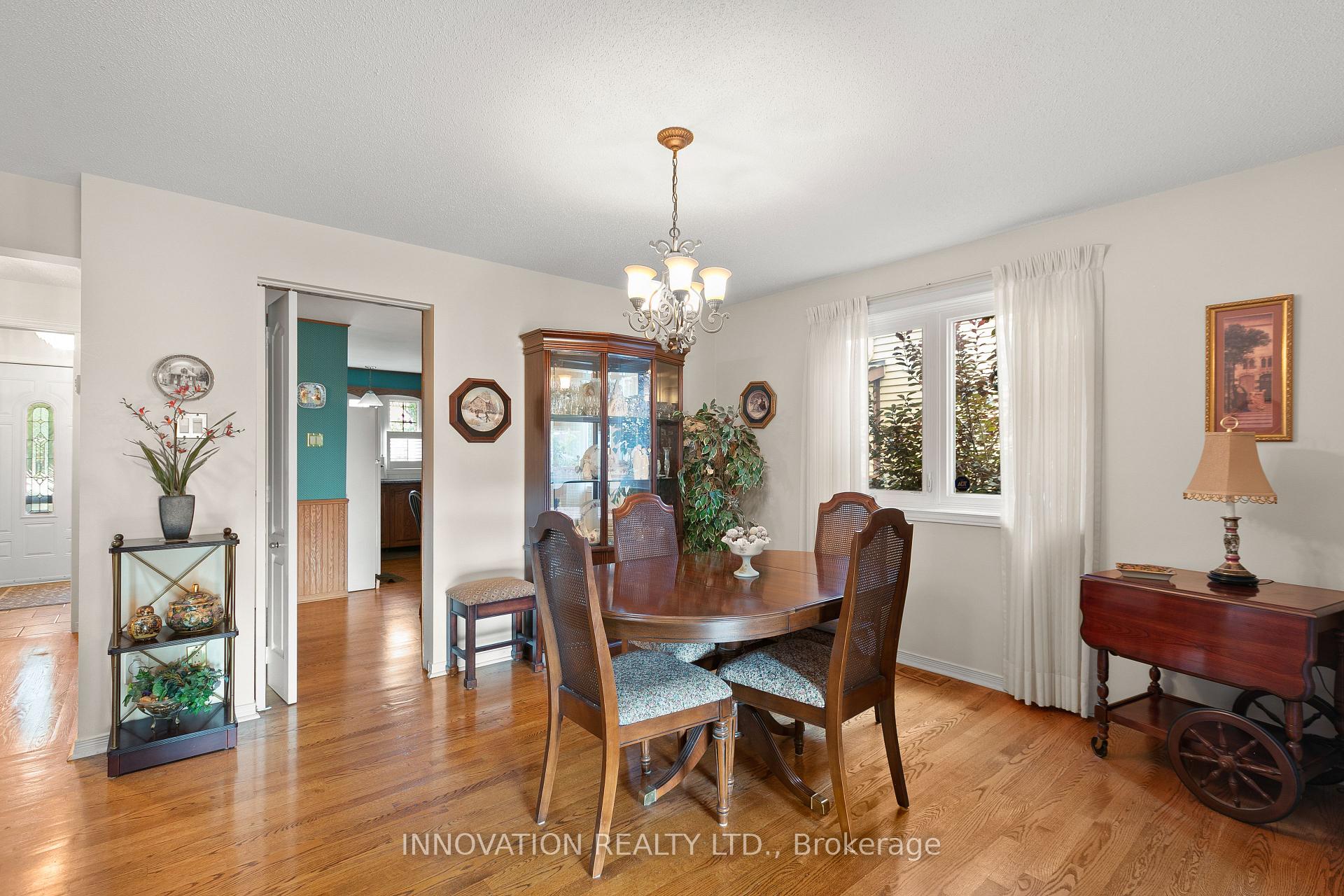 Photo 7 of 32 Framingham Crescent, Ottawa, Barrhaven - Cedargrove/Fraserdale — HOMEH
