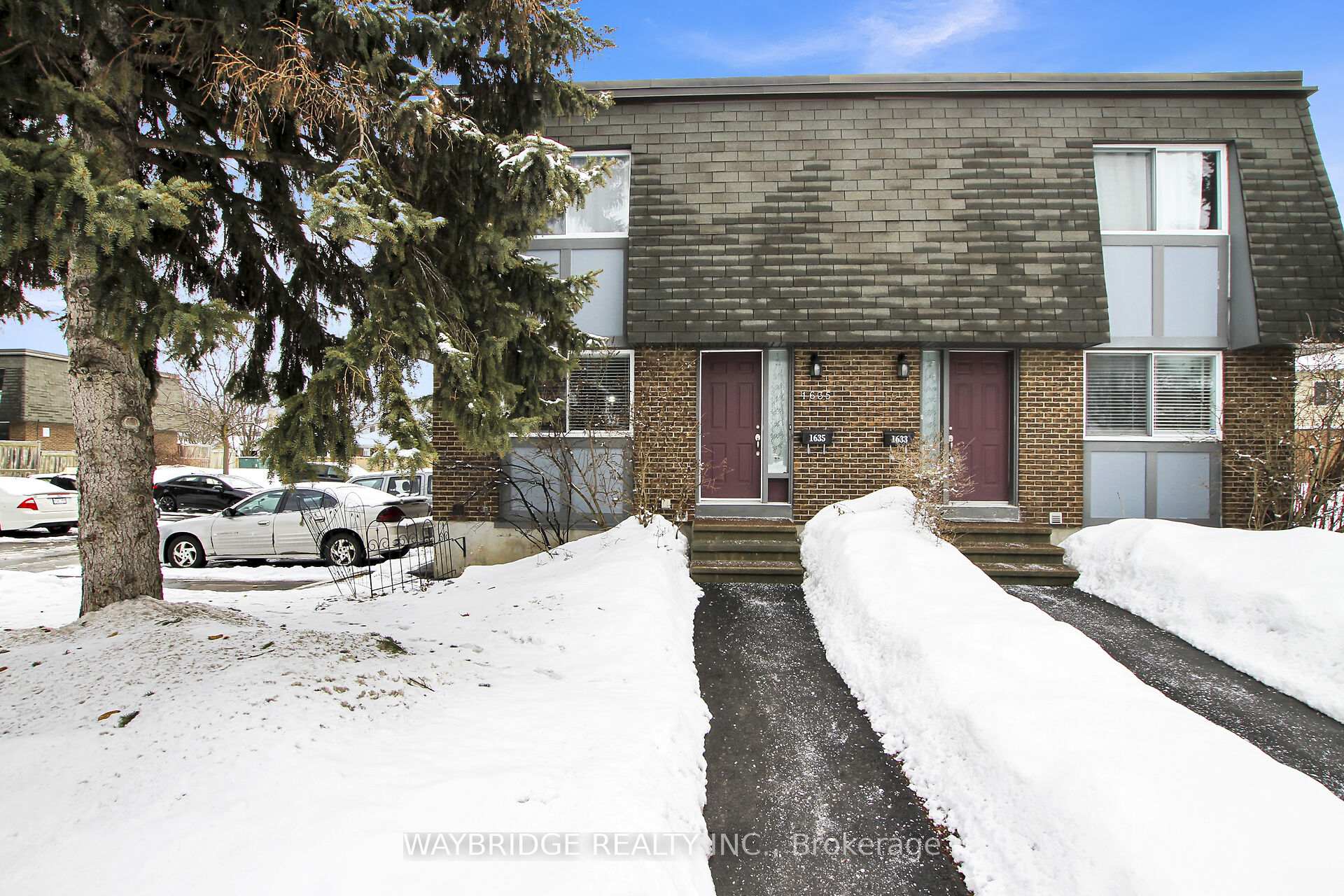 Photo 2 of 1635 Heatherington Road, Ottawa, Heron Gate/Industrial Park — HOMEH