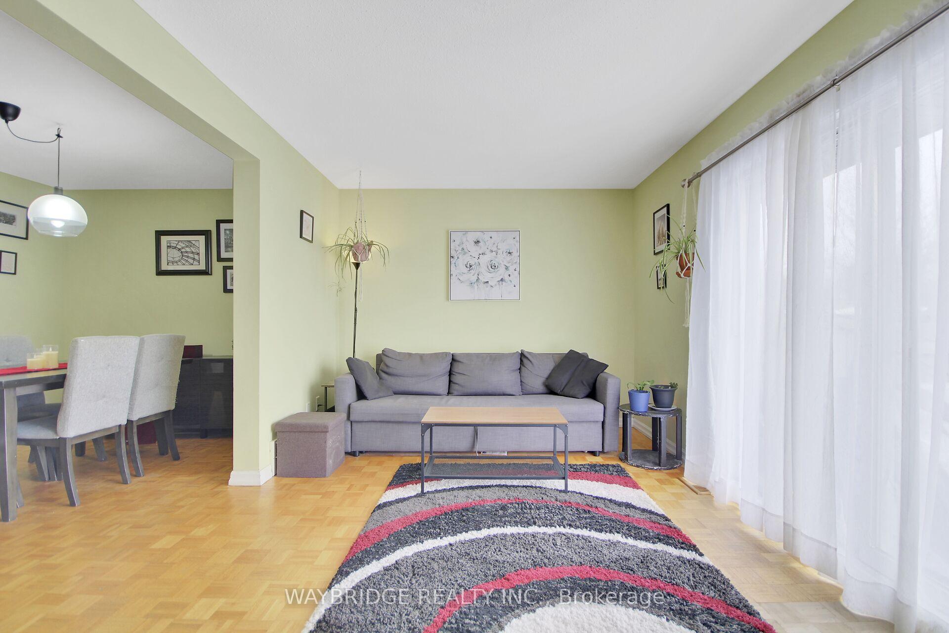 Photo 11 of 1635 Heatherington Road, Ottawa, Heron Gate/Industrial Park — HOMEH