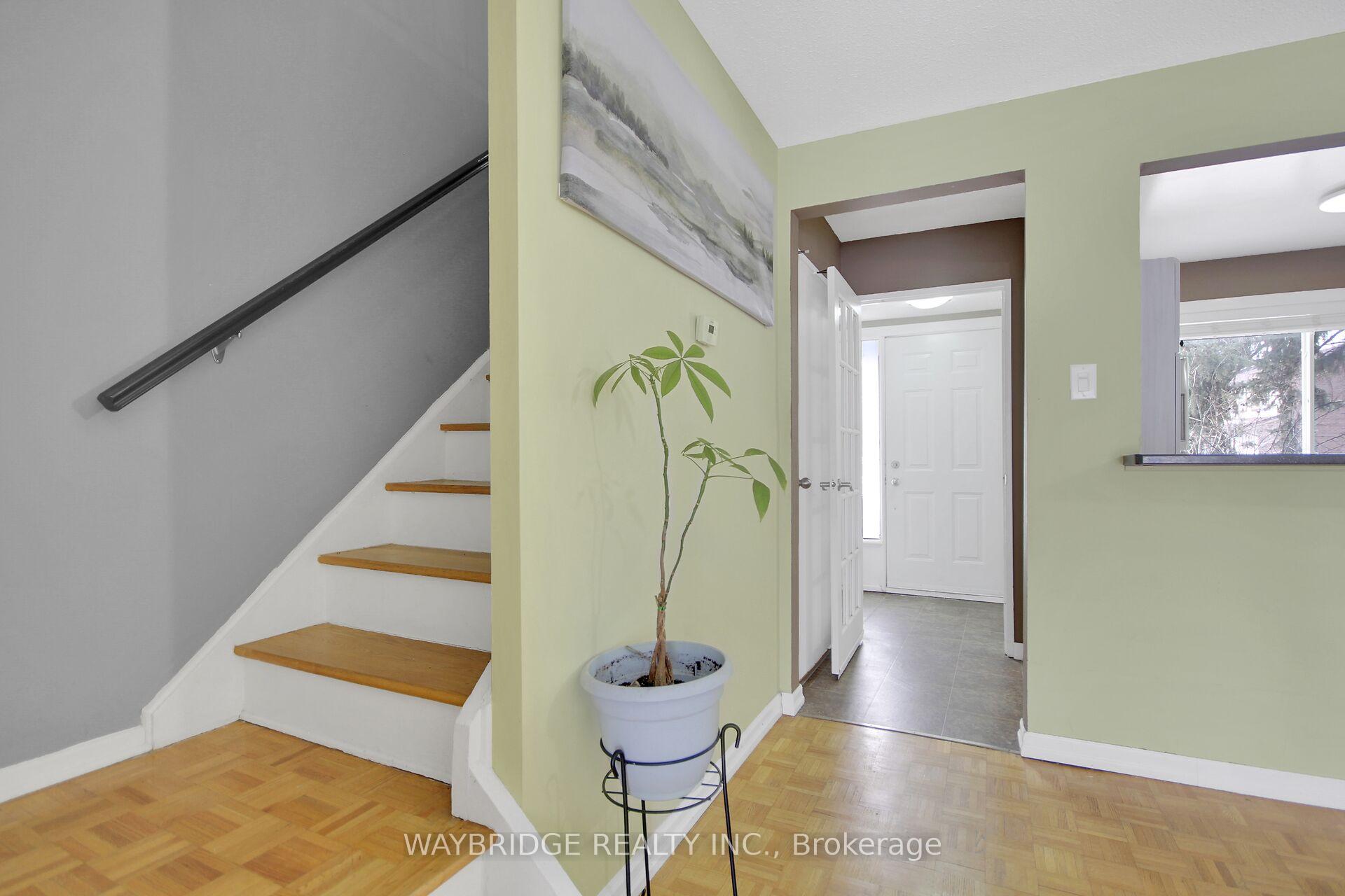 Photo 13 of 1635 Heatherington Road, Ottawa, Heron Gate/Industrial Park — HOMEH
