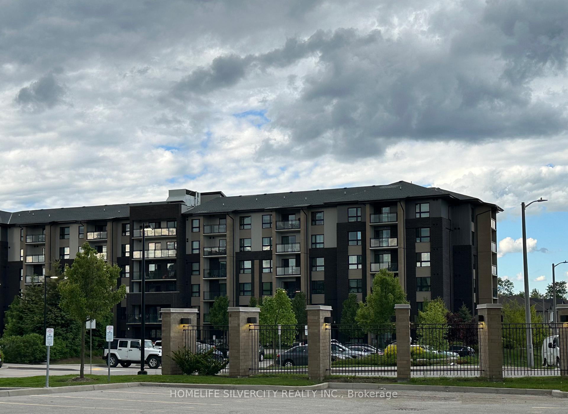 Front of Unit 212, 7 Kay Crescent