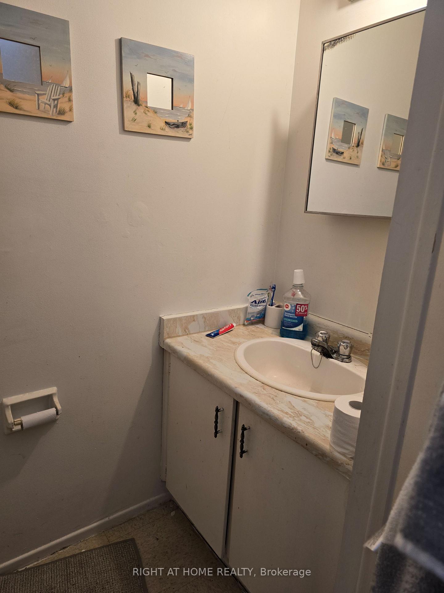 Photo 5 of Unit 48, 2570 Southvale Crescent, Ottawa, Sheffield Glen/Industrial Park — HOMEH
