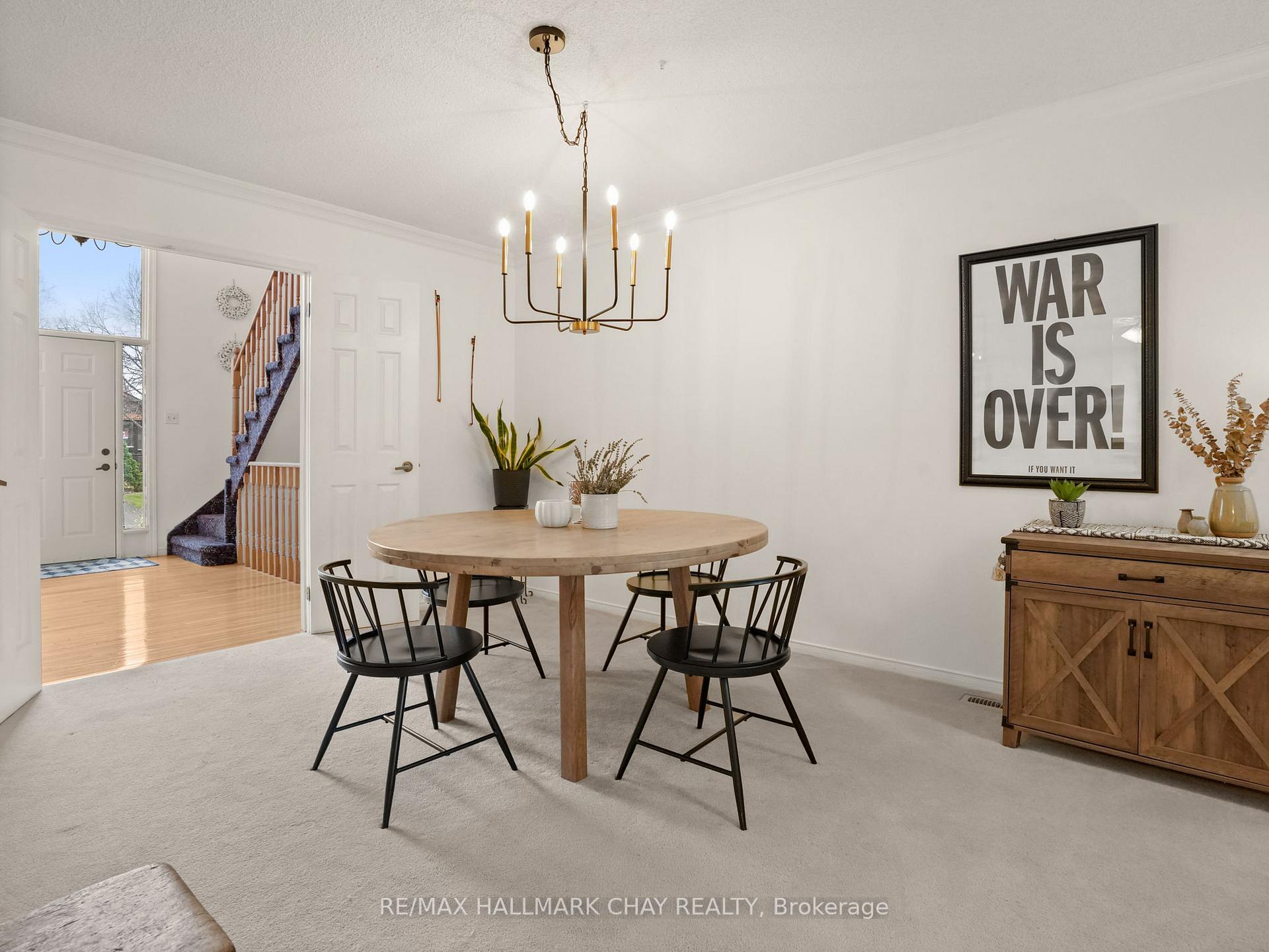 Photo 13 of 61 Green Briar Road, New Tecumseth, Alliston — HOMEH