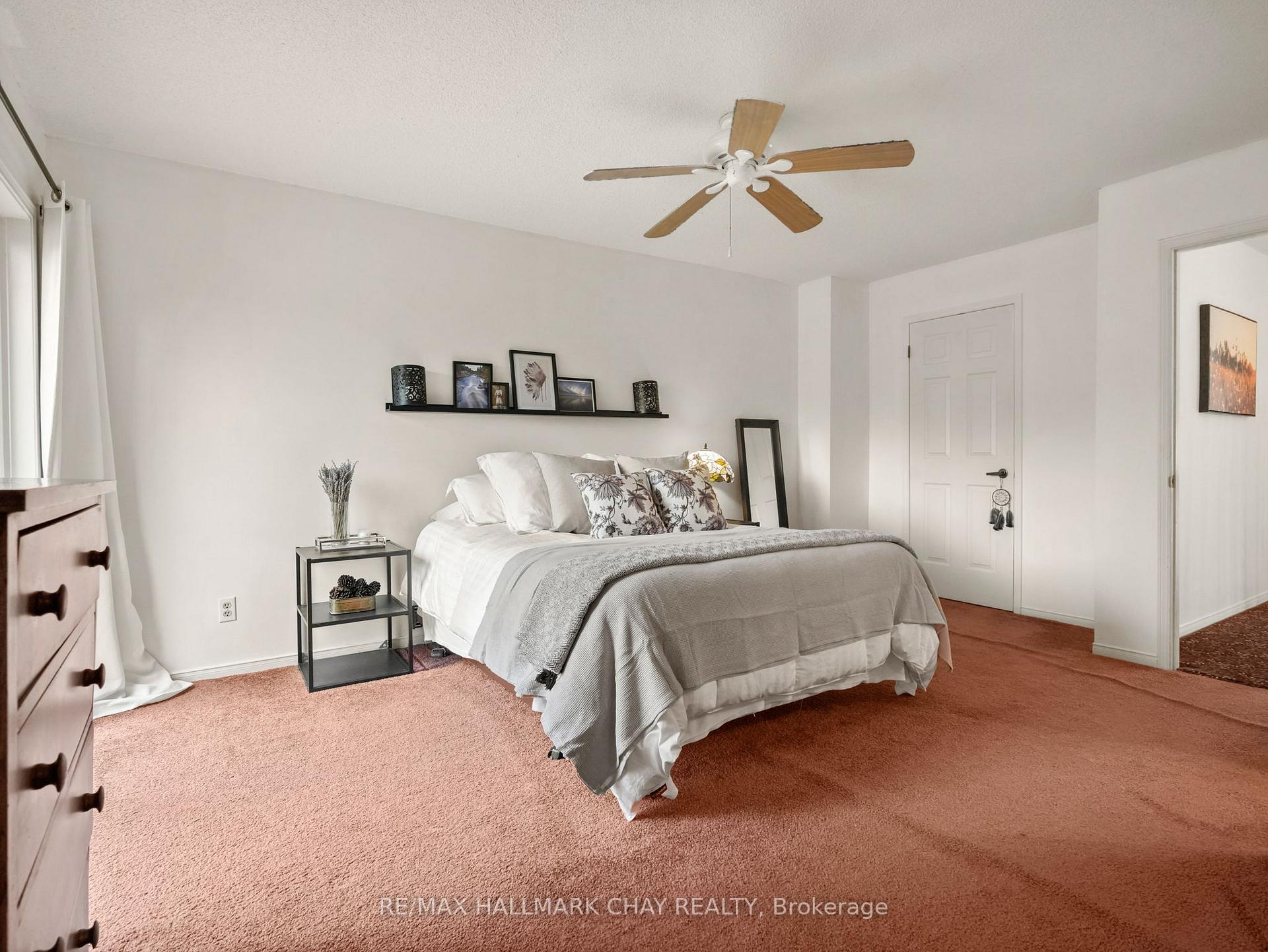 Photo 22 of 61 Green Briar Road, New Tecumseth, Alliston — HOMEH