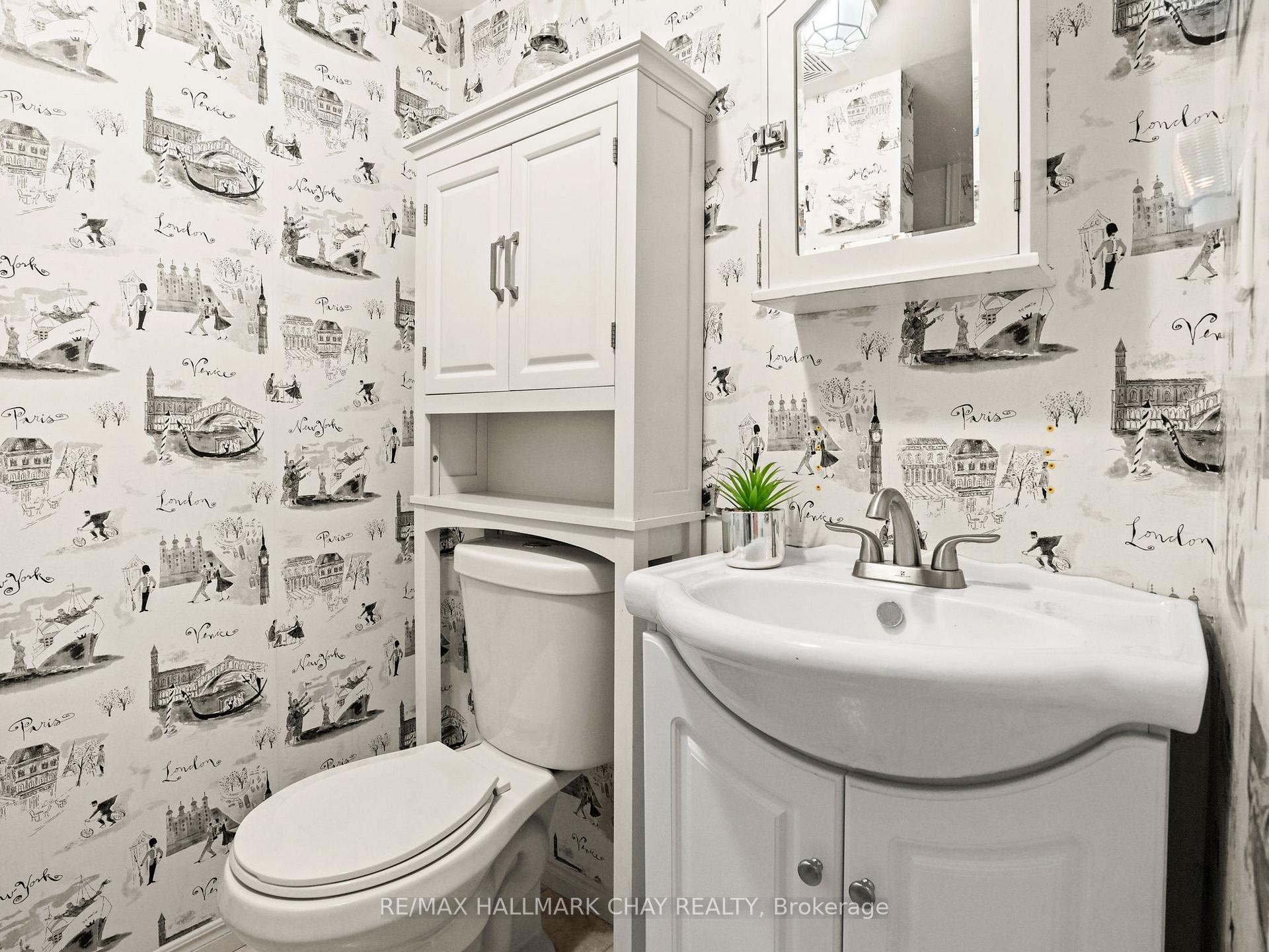 Photo 28 of 61 Green Briar Road, New Tecumseth, Alliston — HOMEH