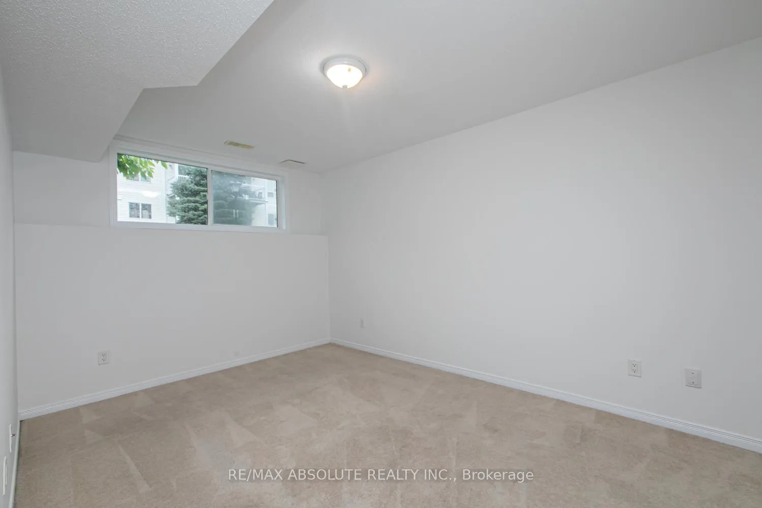 Photo 23 of 254 Gershwin Private, Ottawa, Westcliffe Estates — HOMEH