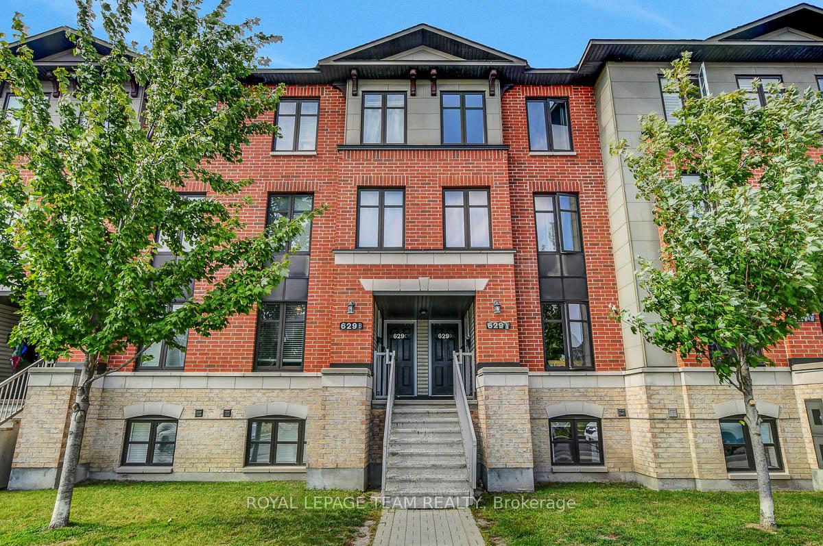 Photo 1 of Unit B, 629 Chapman Mills Drive, Ottawa, Barrhaven - Strandherd — HOMEH