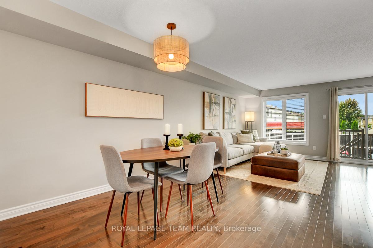 Photo 12 of Unit B, 629 Chapman Mills Drive, Ottawa, Barrhaven - Strandherd — HOMEH