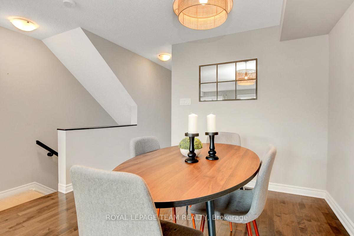 Photo 14 of Unit B, 629 Chapman Mills Drive, Ottawa, Barrhaven - Strandherd — HOMEH