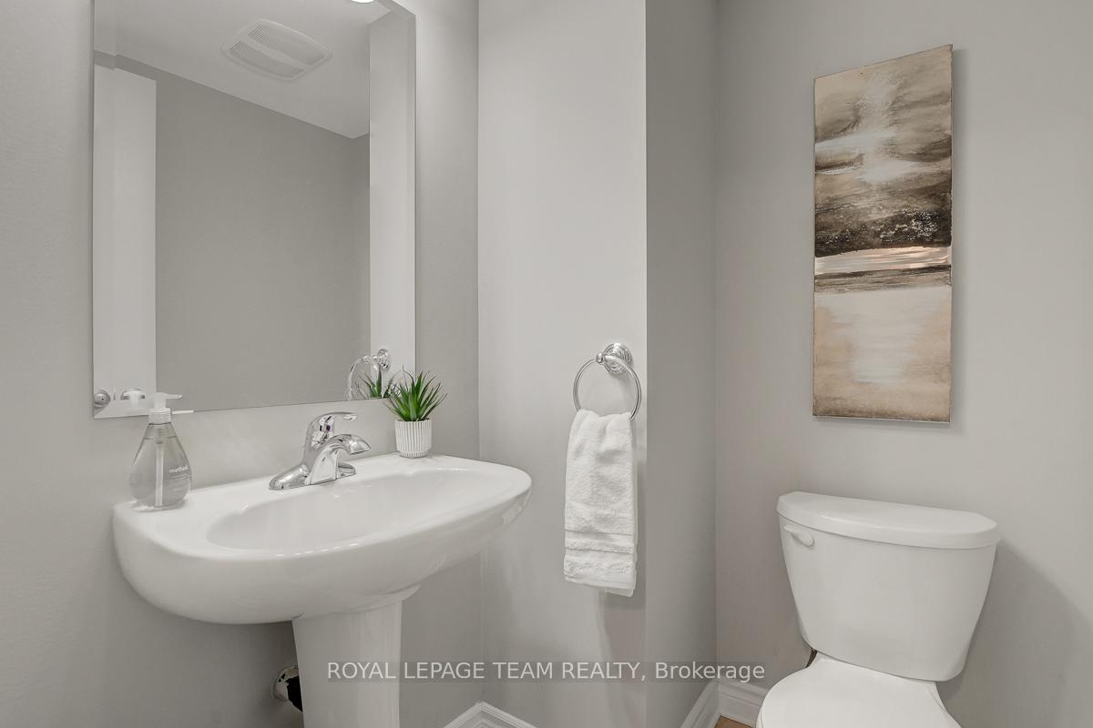 Photo 20 of Unit B, 629 Chapman Mills Drive, Ottawa, Barrhaven - Strandherd — HOMEH