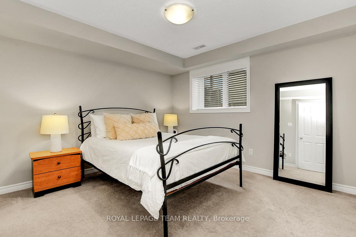 Photo 22 of Unit B, 629 Chapman Mills Drive, Ottawa, Barrhaven - Strandherd — HOMEH