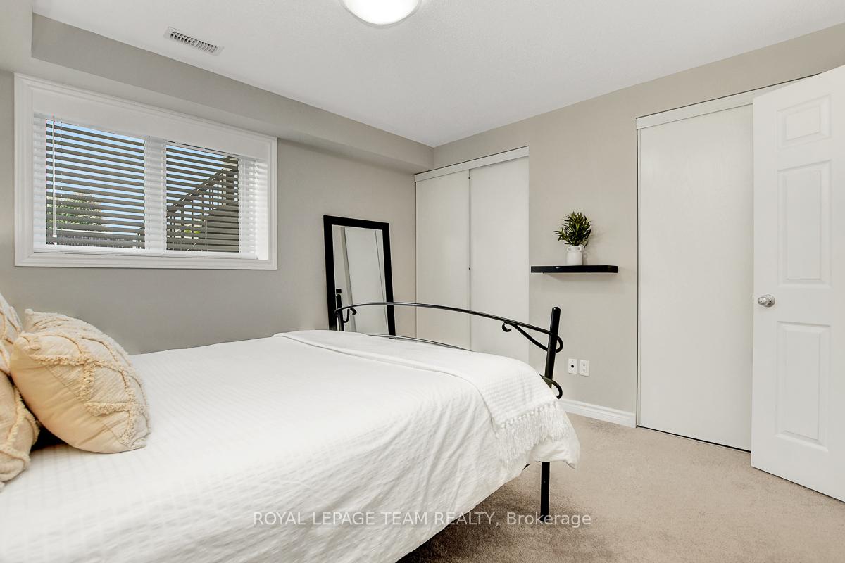 Photo 23 of Unit B, 629 Chapman Mills Drive, Ottawa, Barrhaven - Strandherd — HOMEH