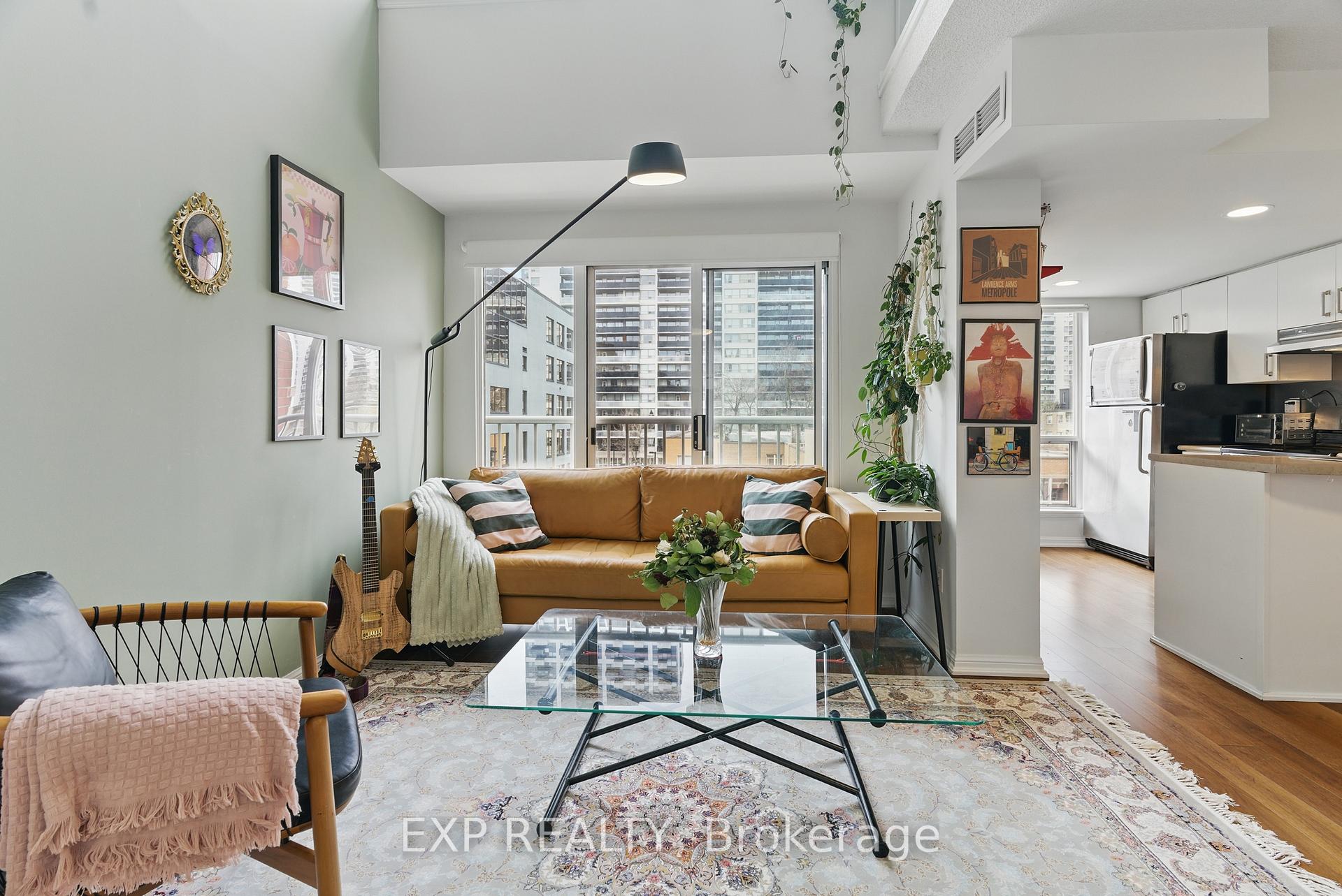 Photo 2 of Unit 449, 139 Merton Street, Toronto, Mount Pleasant West — HOMEH
