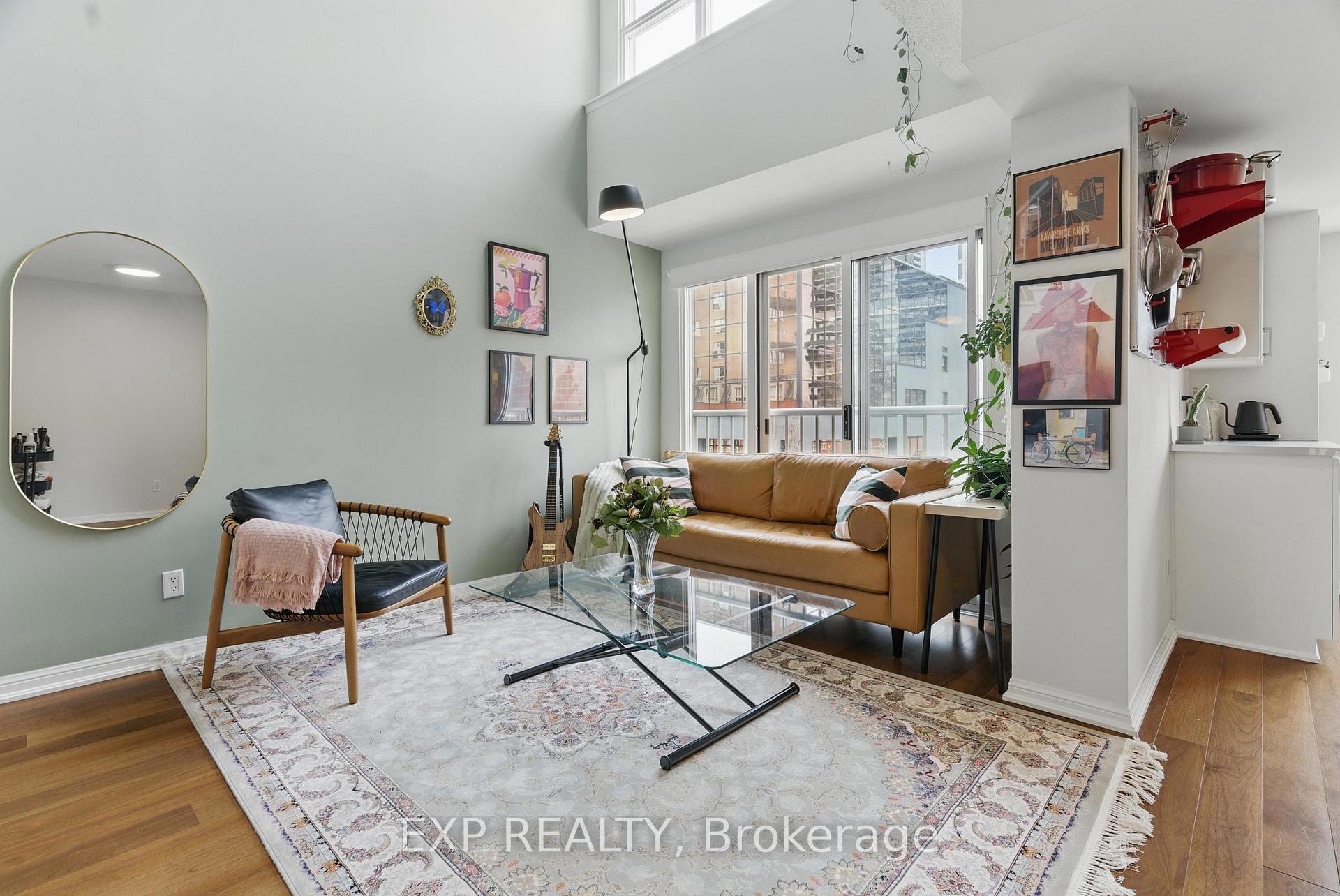 Photo 3 of Unit 449, 139 Merton Street, Toronto, Mount Pleasant West — HOMEH